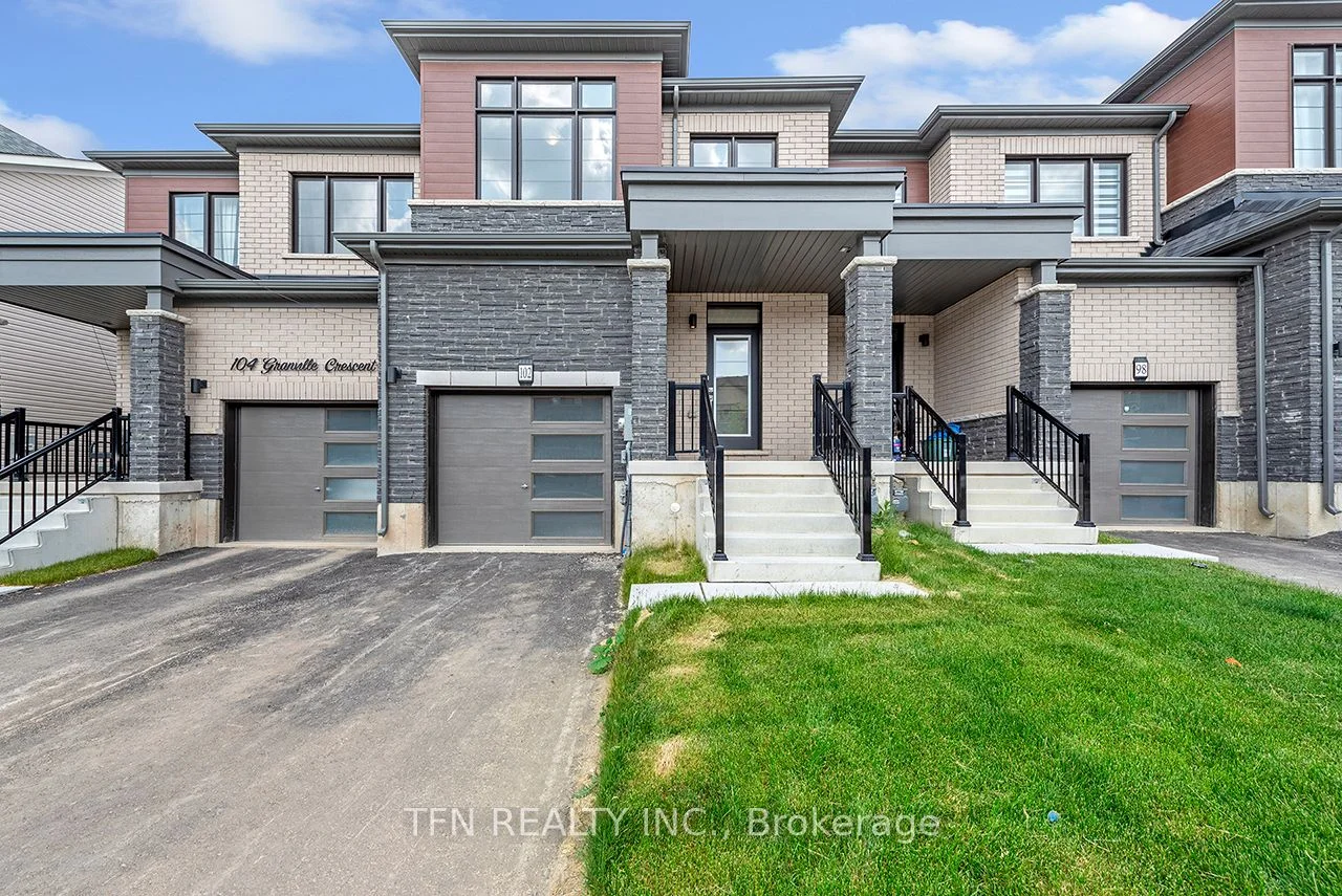 102 Granville Crescent, Haldimand, ON N3W 0J8