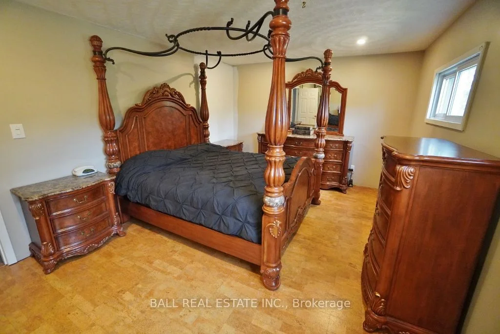 20 Musclow-Greenview Road, Hastings Highlands, ON K0L 1C0