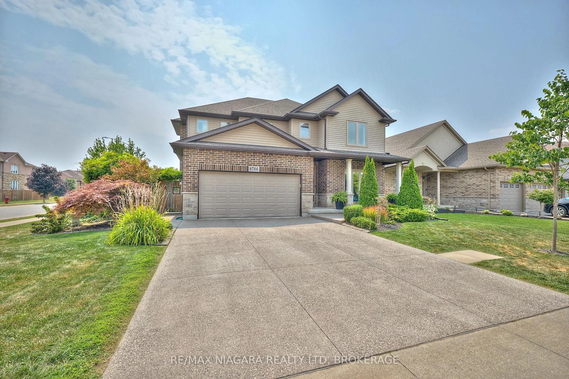 8786 Angie Drive, Niagara Falls, ON L2H 0H9