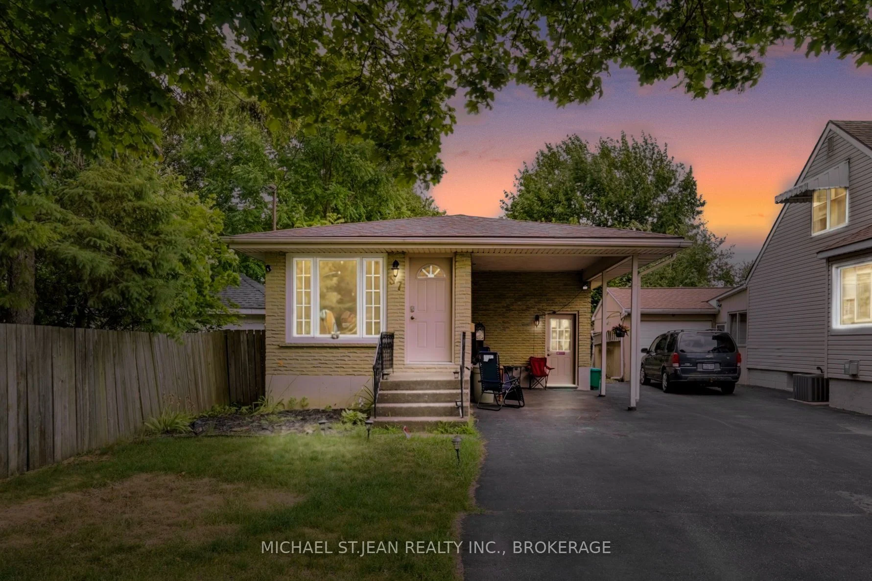 57 Avondale Street, Brantford, ON N3S 4L9