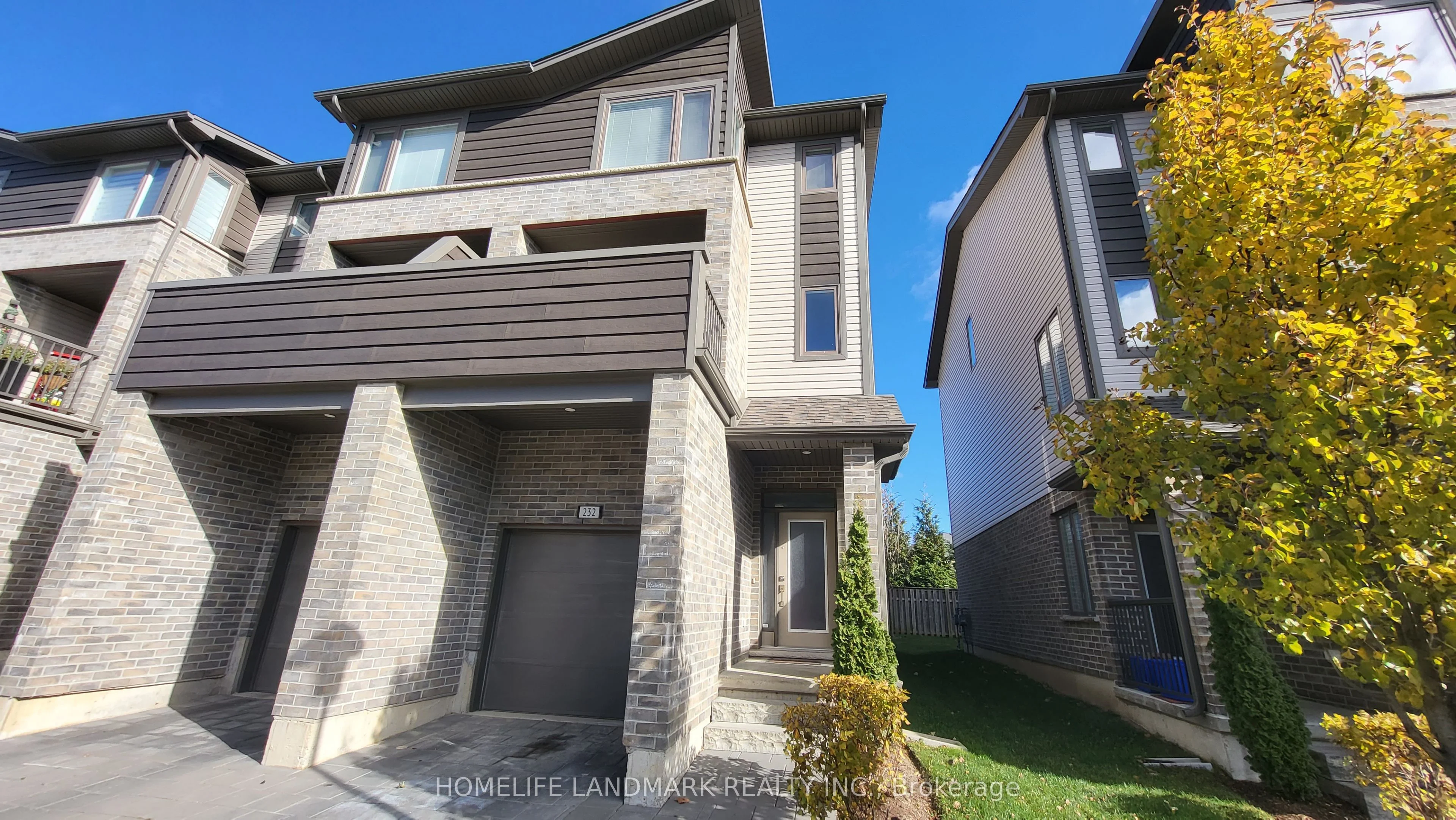 1960 Dalmagarry Road 232, London North, ON N6G 0T8