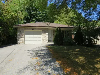 Detached in London North