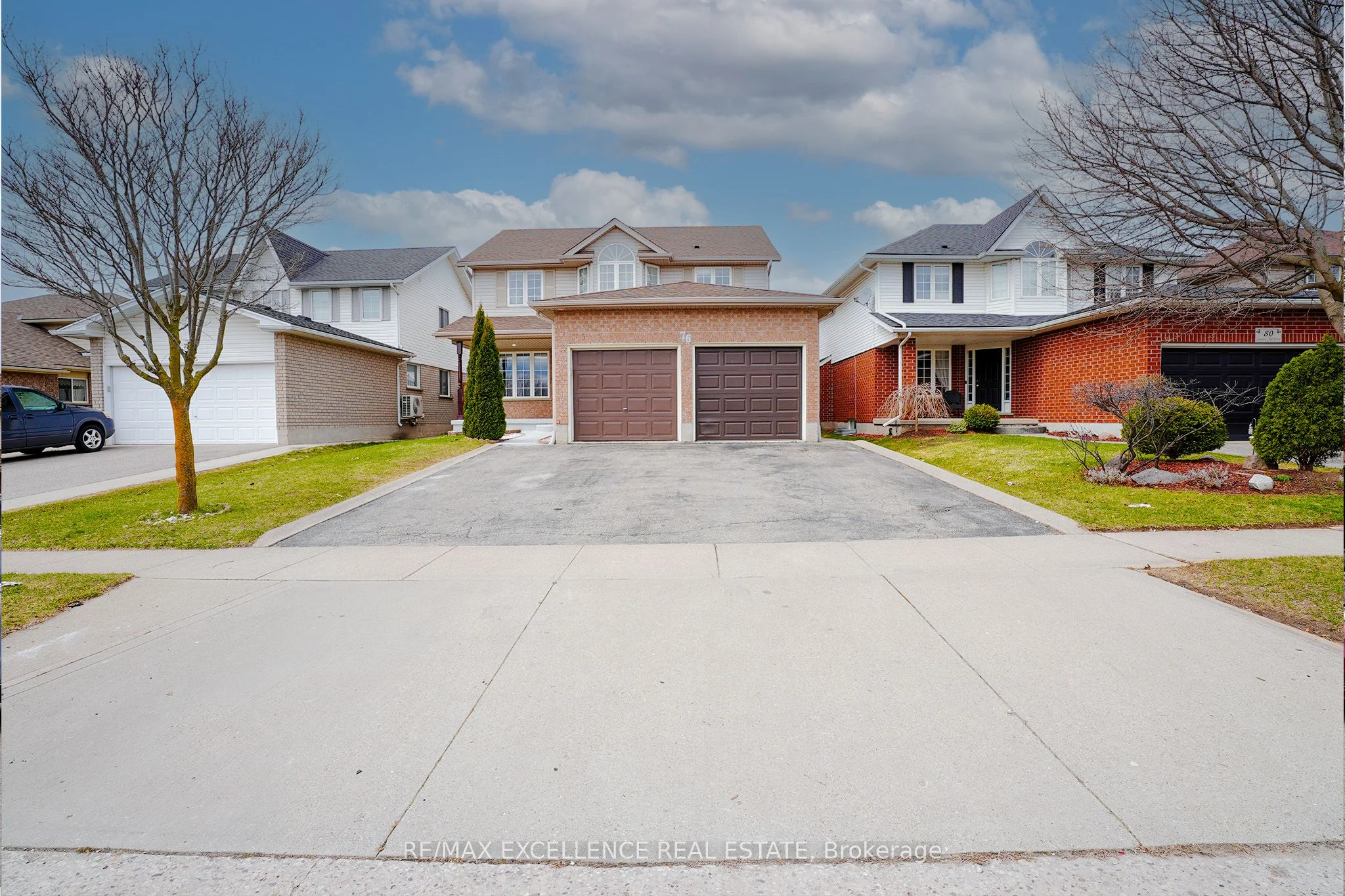76 Country Club Drive, Cambridge, ON N1T 1Z8