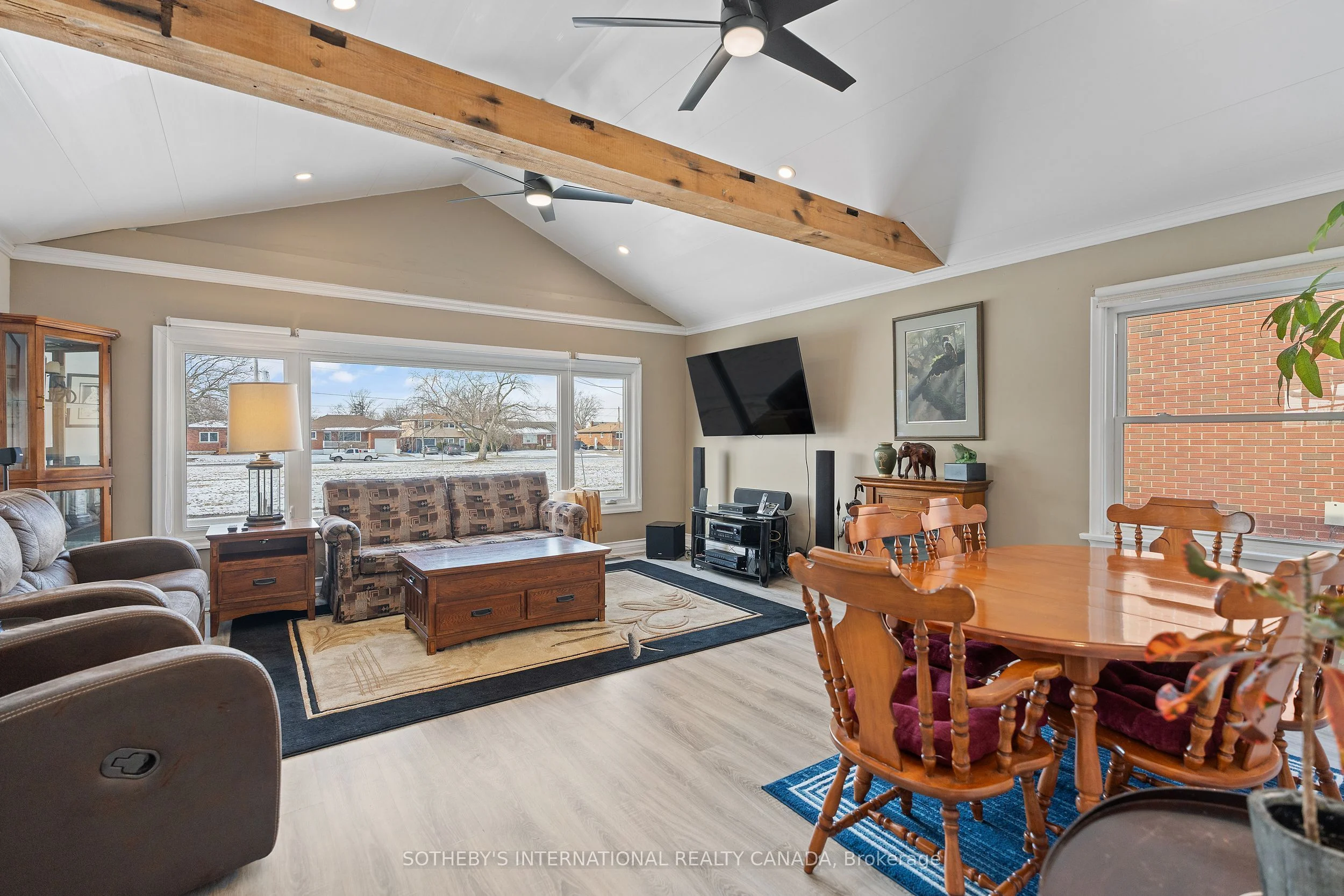 104 Golden Boulevard, Welland, ON L3B 1H7