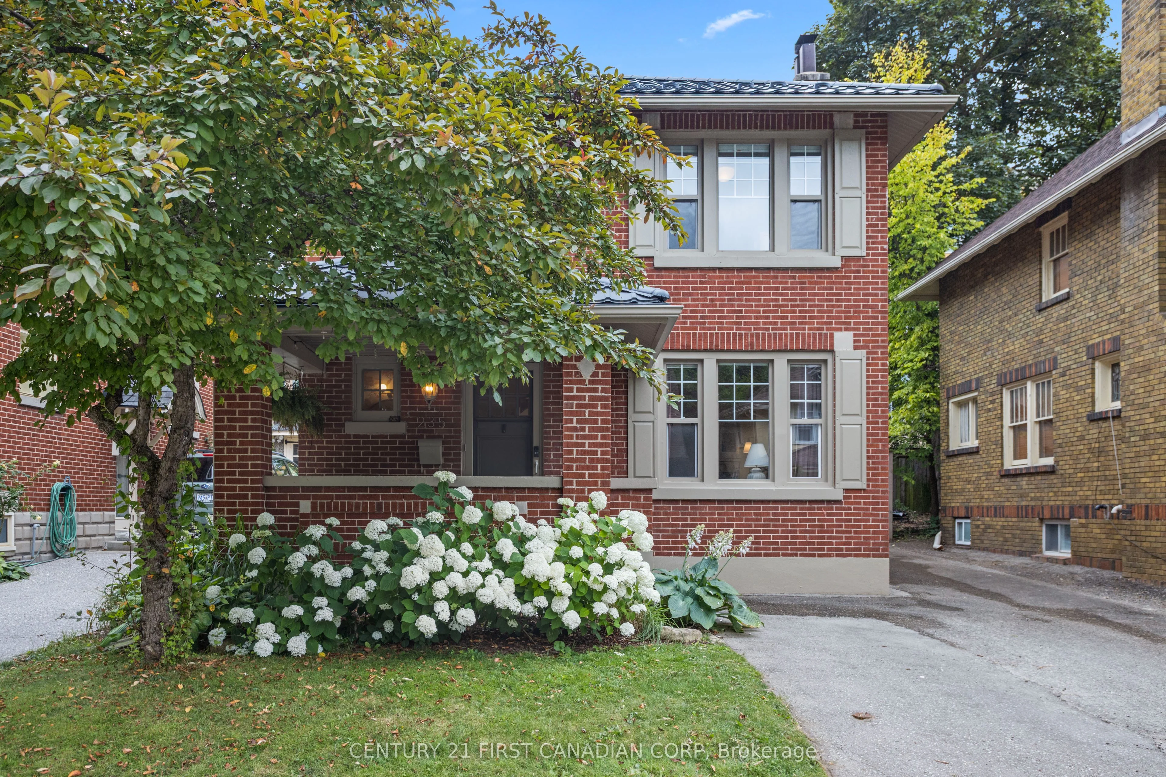 235 Sherwood Avenue, London East, ON N6A 2G1