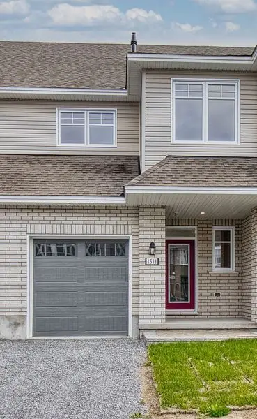 Att/Row/Townhouse in Kingston