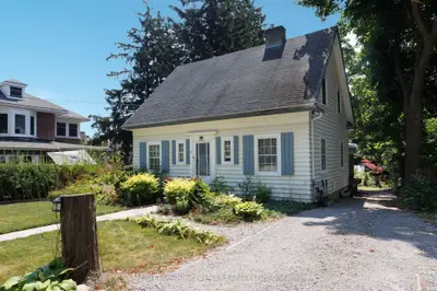Detached in Kawartha Lakes