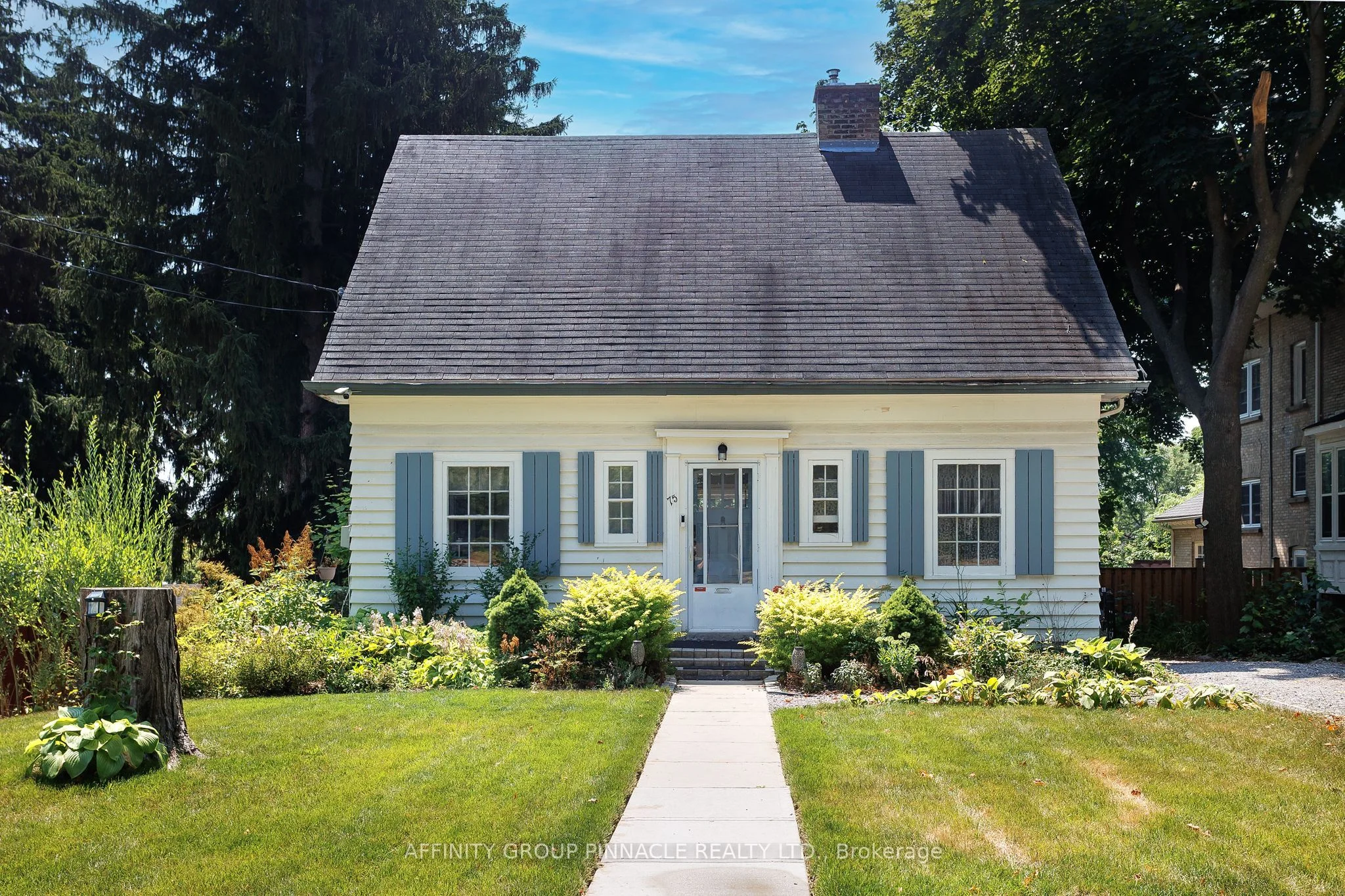 75 Bond Street W, Kawartha Lakes, ON K9V 3R5