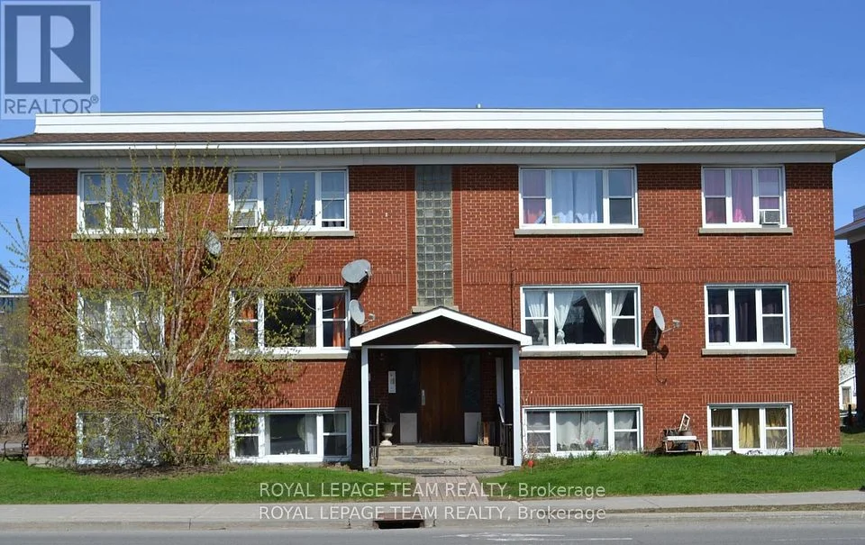 825 Kirkwood Avenue E 4, Carlington - Central Park, ON K1Z 5Y1