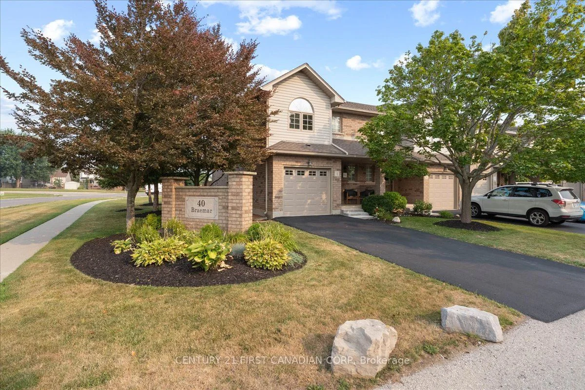 40 Braemar Avenue 1, Haldimand, ON N3W 2N1