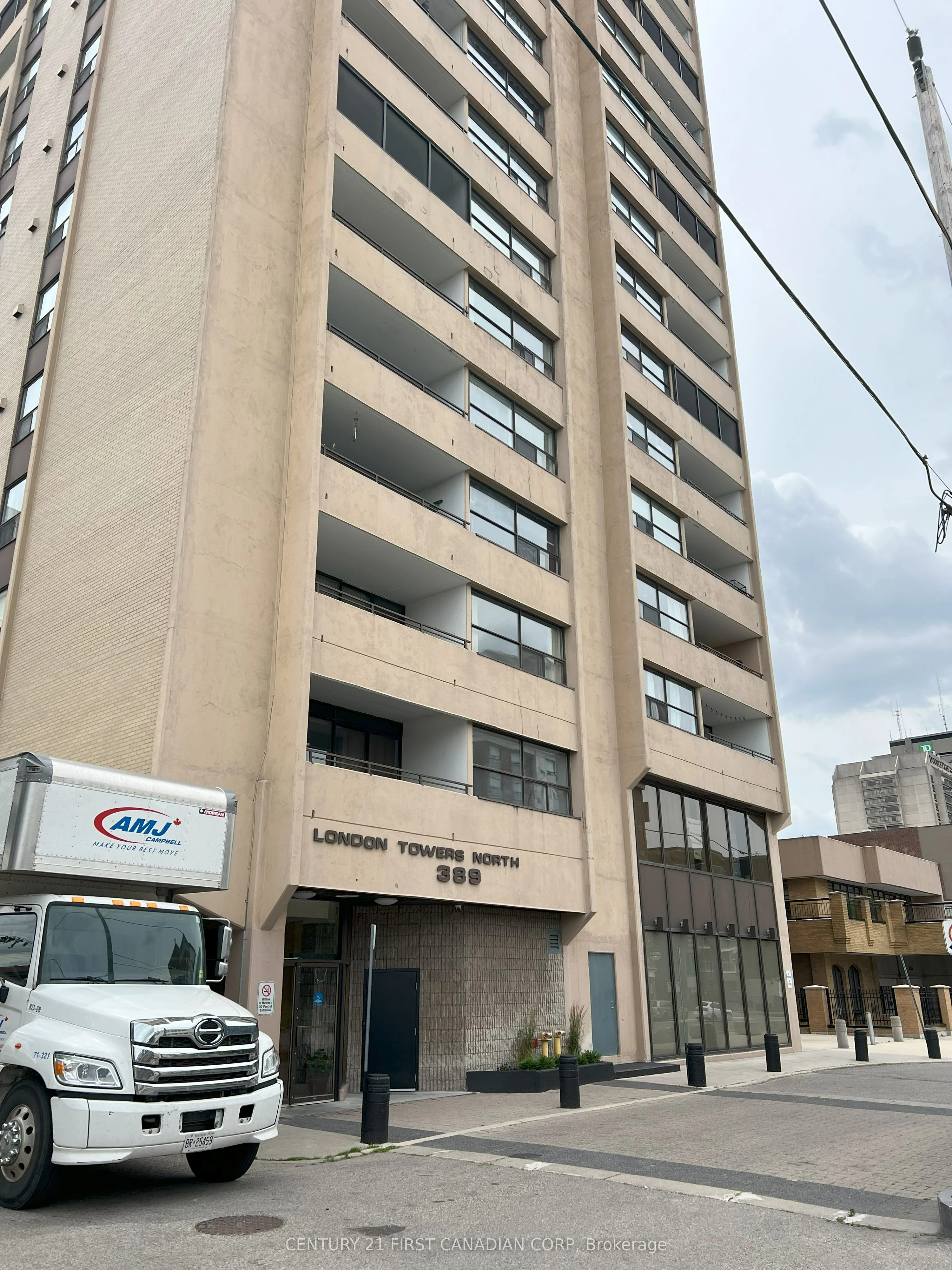 389 Dundas Street 1706, London East, On N6b 3l5