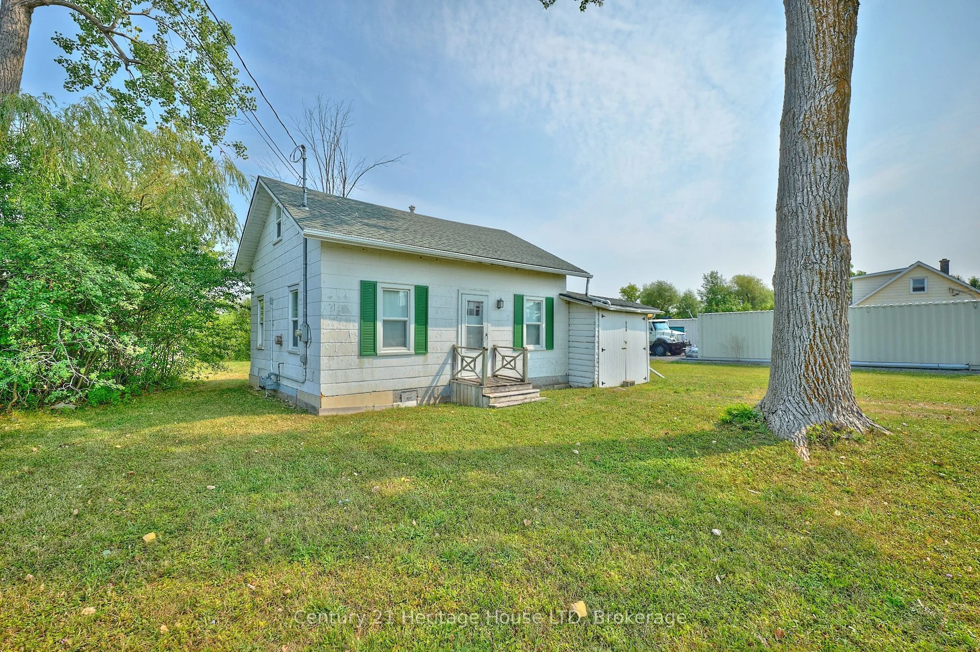 938 Garrison Road, Fort Erie, ON L2A 1N7