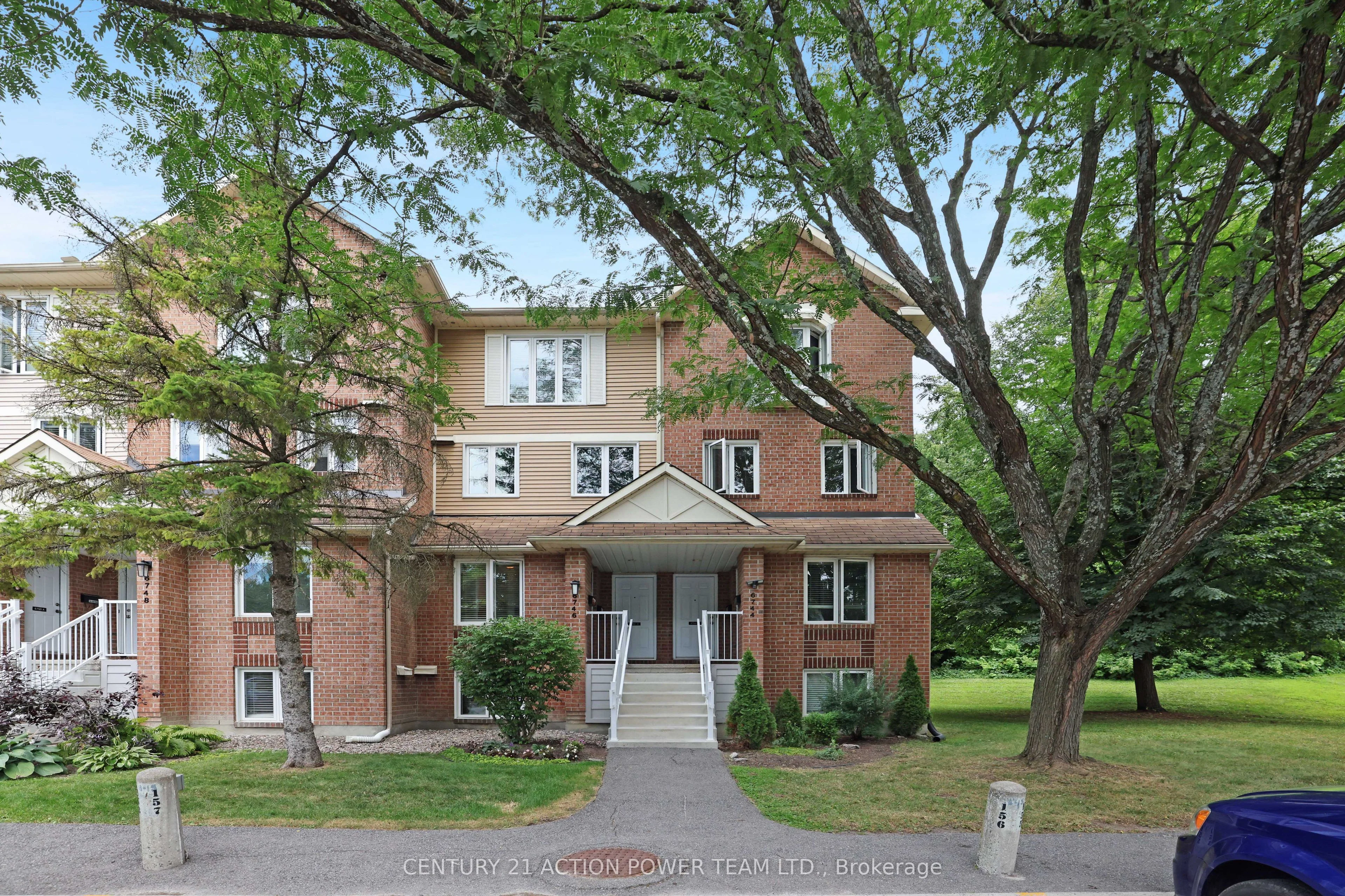 6746 JEANNE D'ARC Boulevard N A, Orleans - Convent Glen and Area, ON K1C 6E9