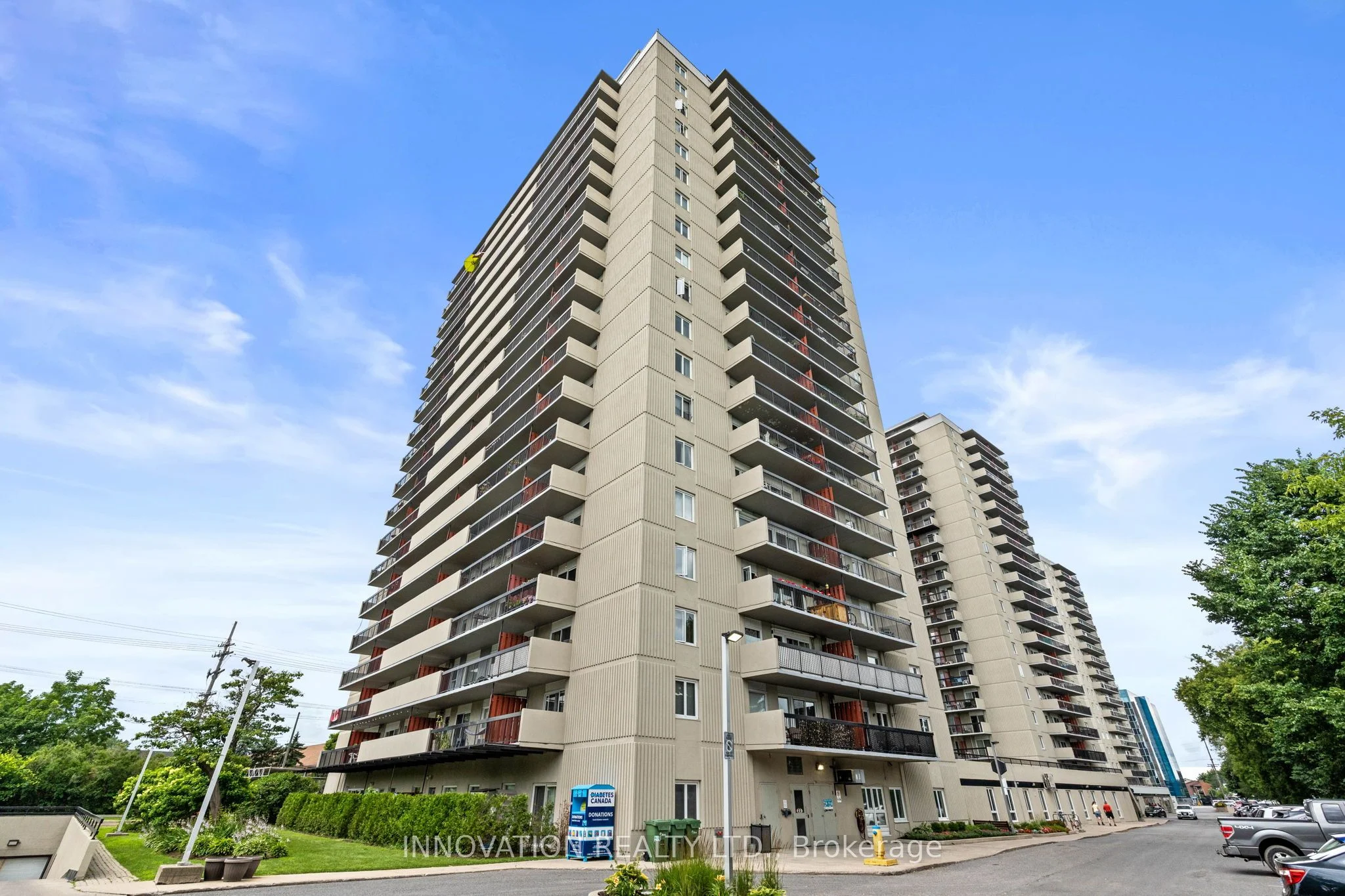 158C McArthur Avenue 206, Vanier and Kingsview Park, ON K1L 8E7