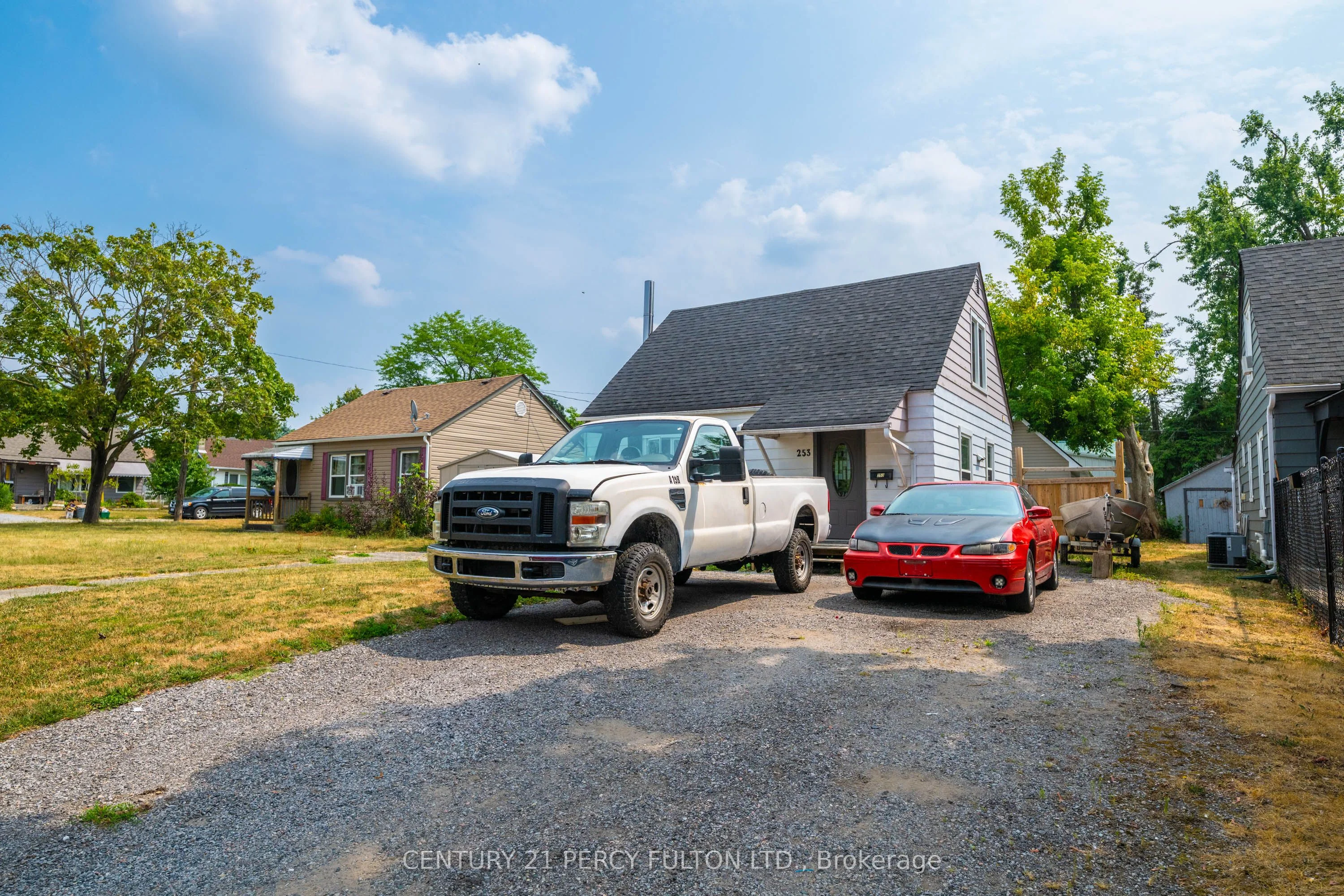 253 Princess Elizabeth Crescent, Kawartha Lakes, ON K9V 1P2