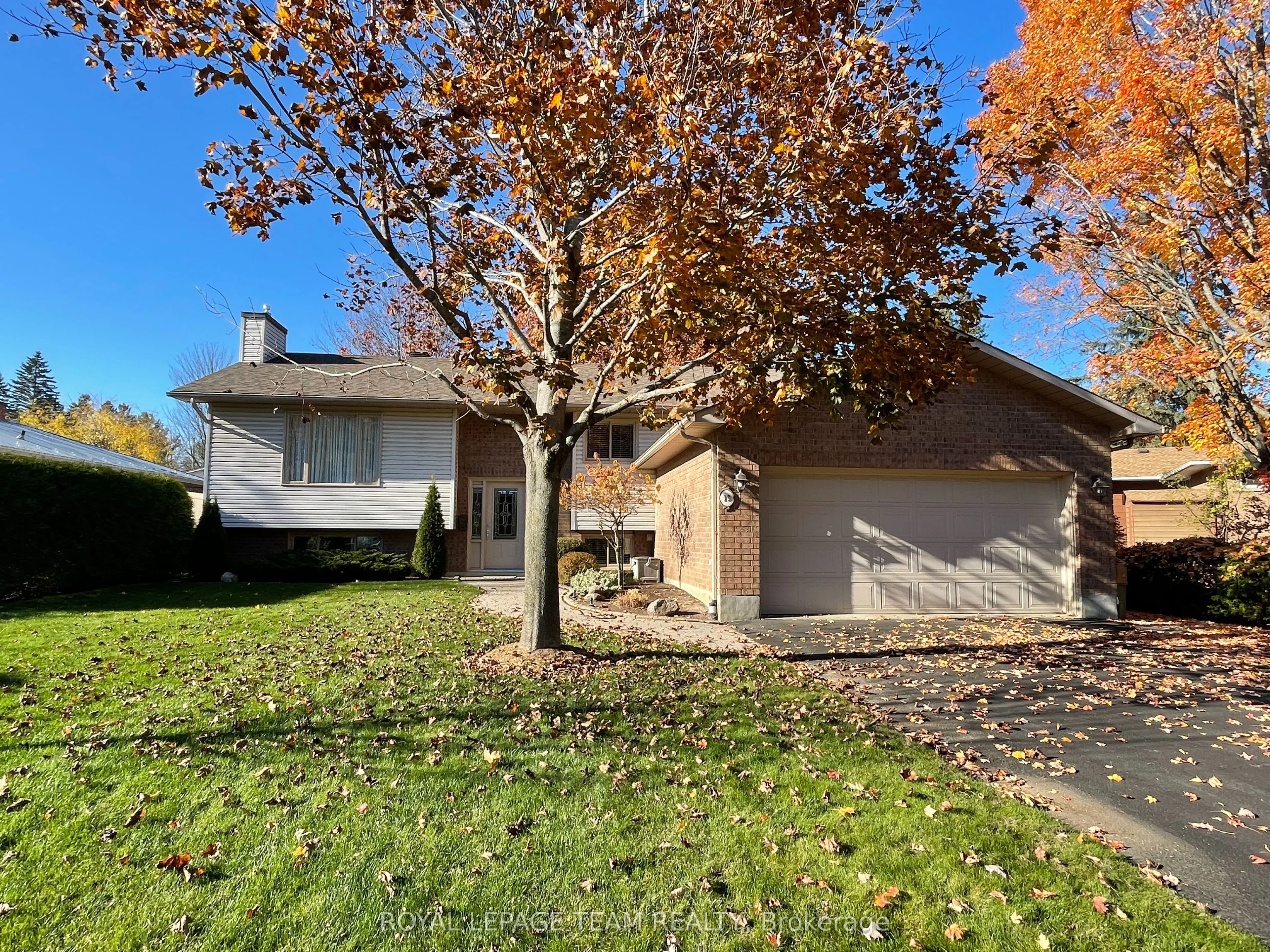 19 Beverly Street, Stittsville - Munster - Richmond, On K2s 0s3