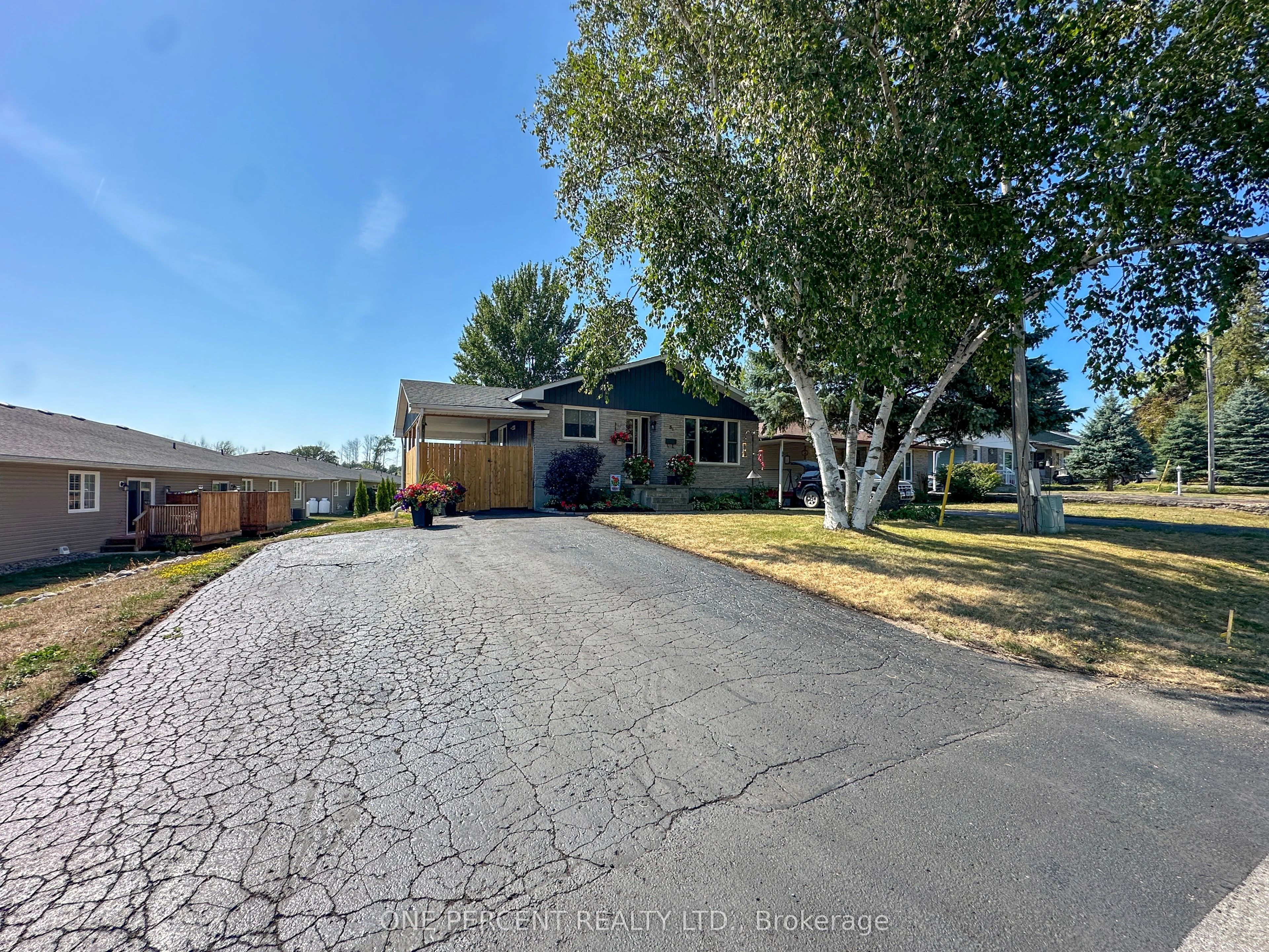 31 REID Street, Greater Napanee, ON K7R 3T9