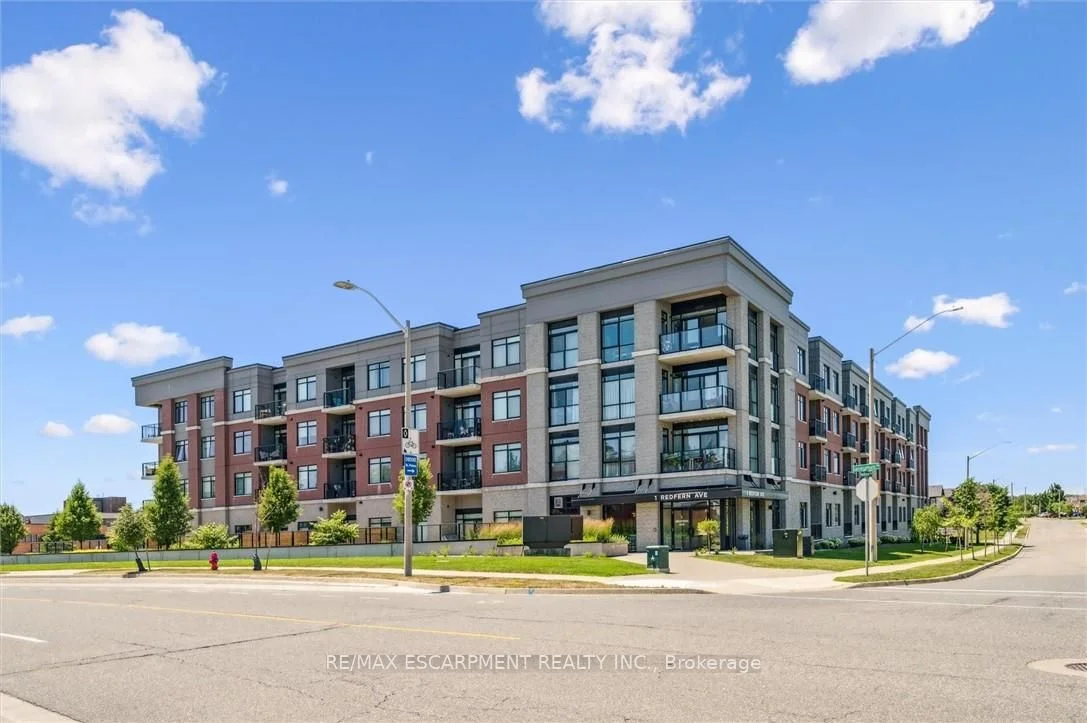 Condo Apartment in Hamilton