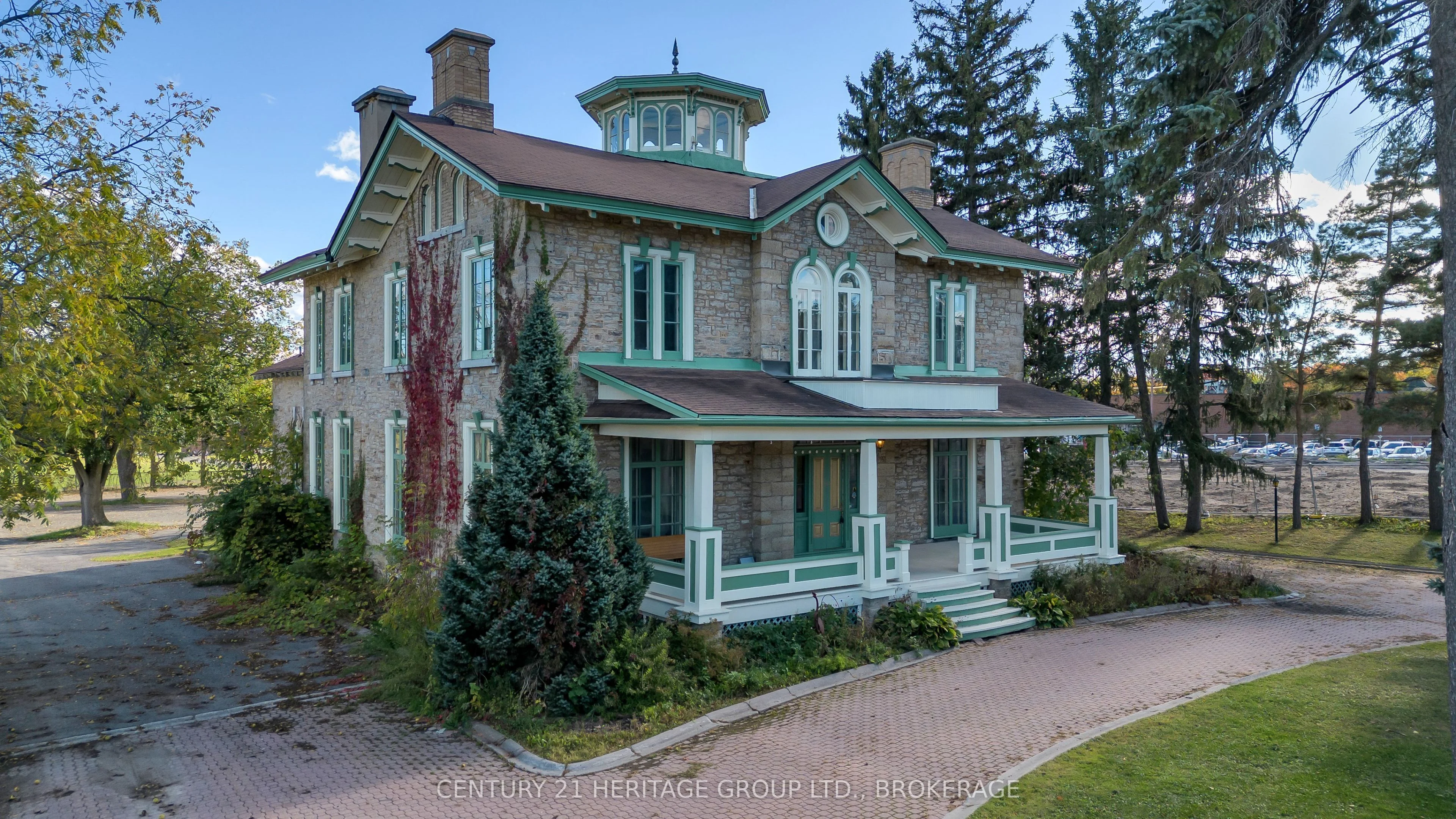 Detached in Gananoque