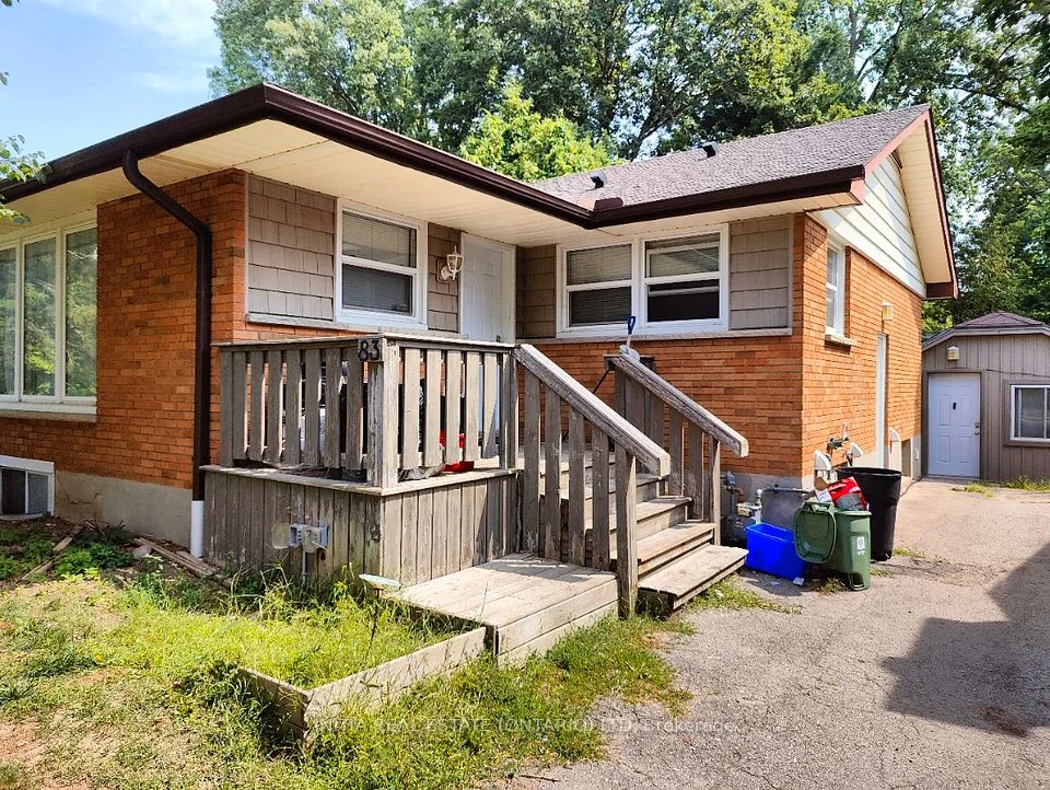 83 Britannia Avenue lower, London North, ON N6H 2J3