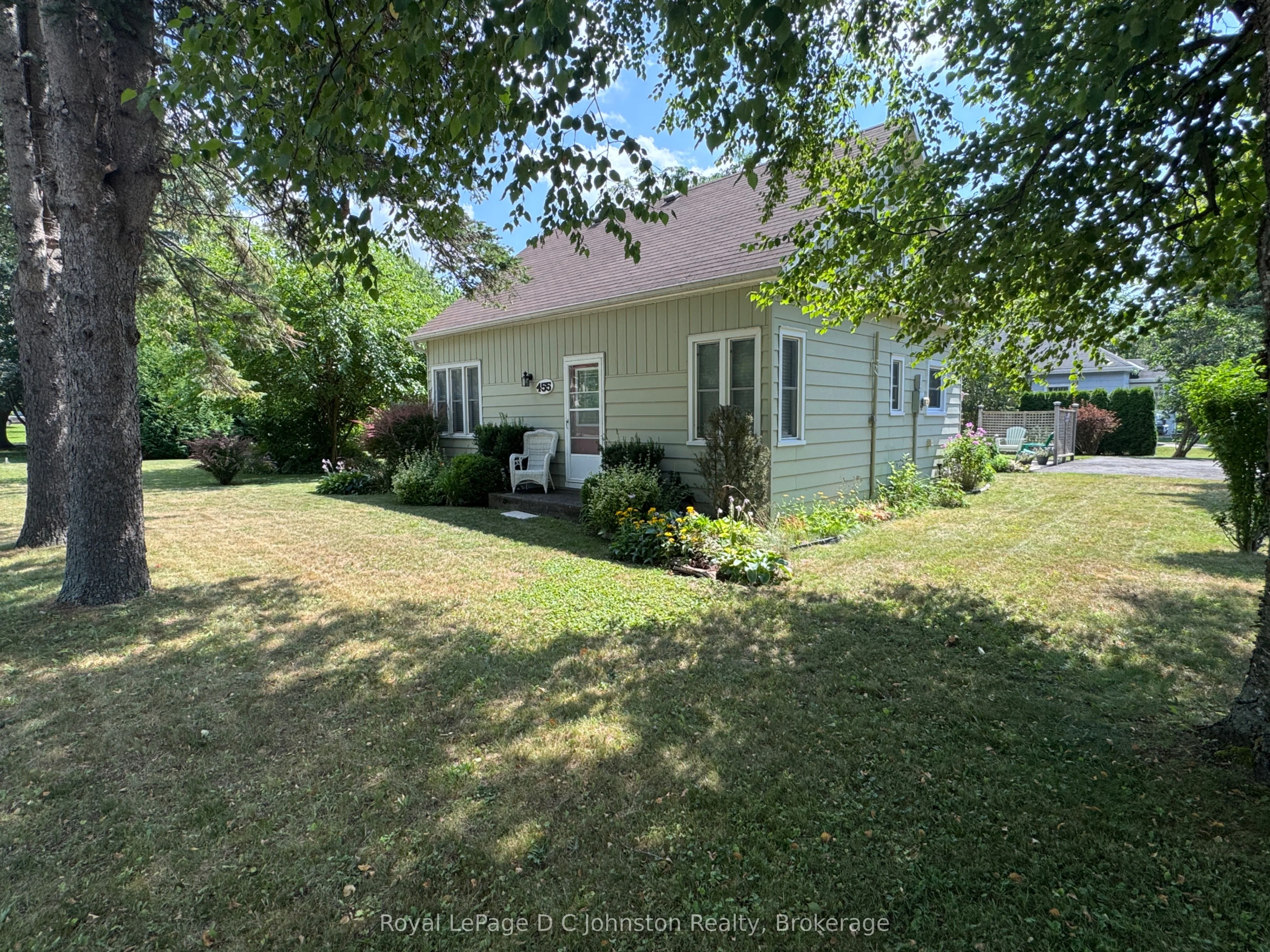 455 Alice Street, Saugeen Shores, ON N0H 2L0
