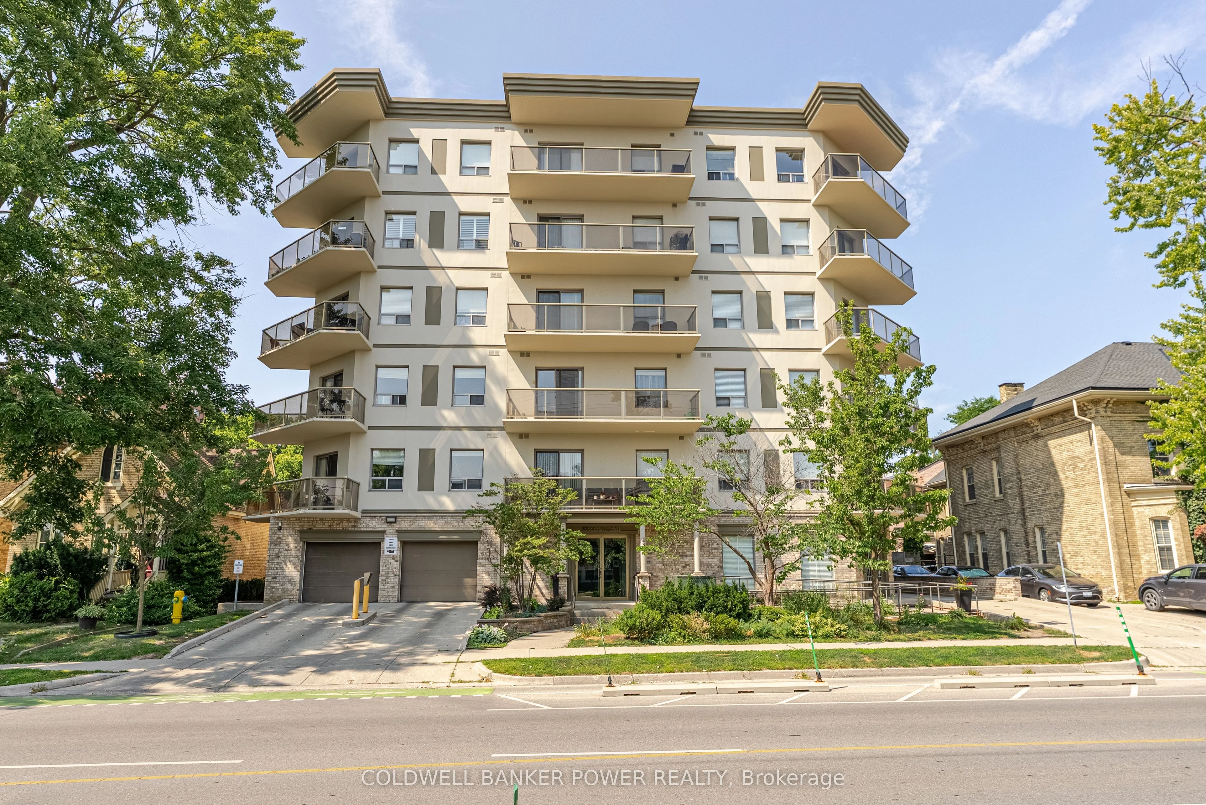 435 Colborne Street 503, London East, ON N6B 2T2