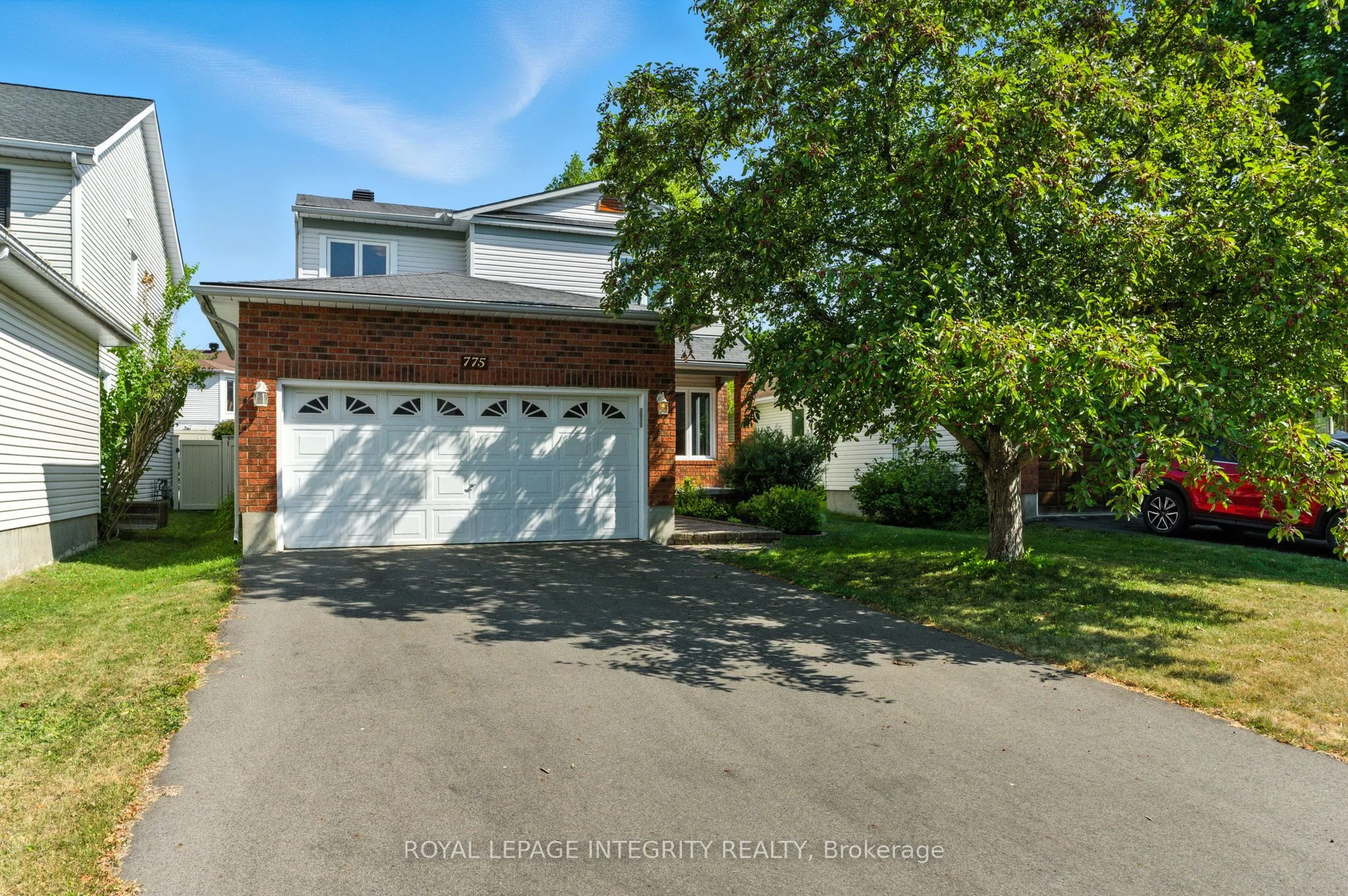 775 Adencliffe Drive, Orleans - Cumberland and Area, ON K4A 3E5