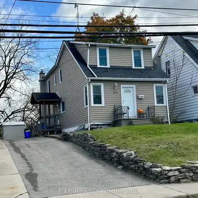 Detached in Hamilton