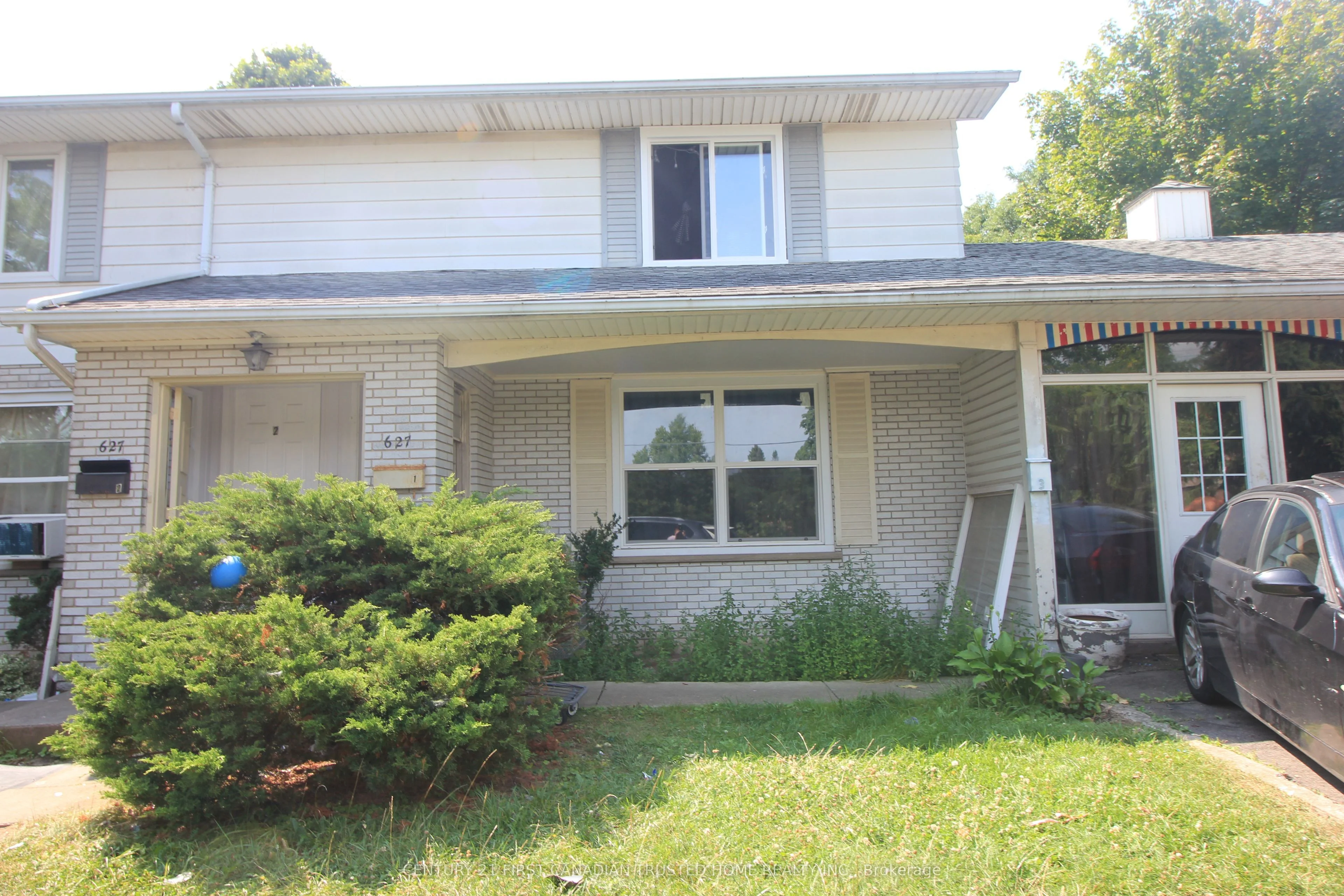 627 Commissioners Road E 1, London South, ON N6C 2T9
