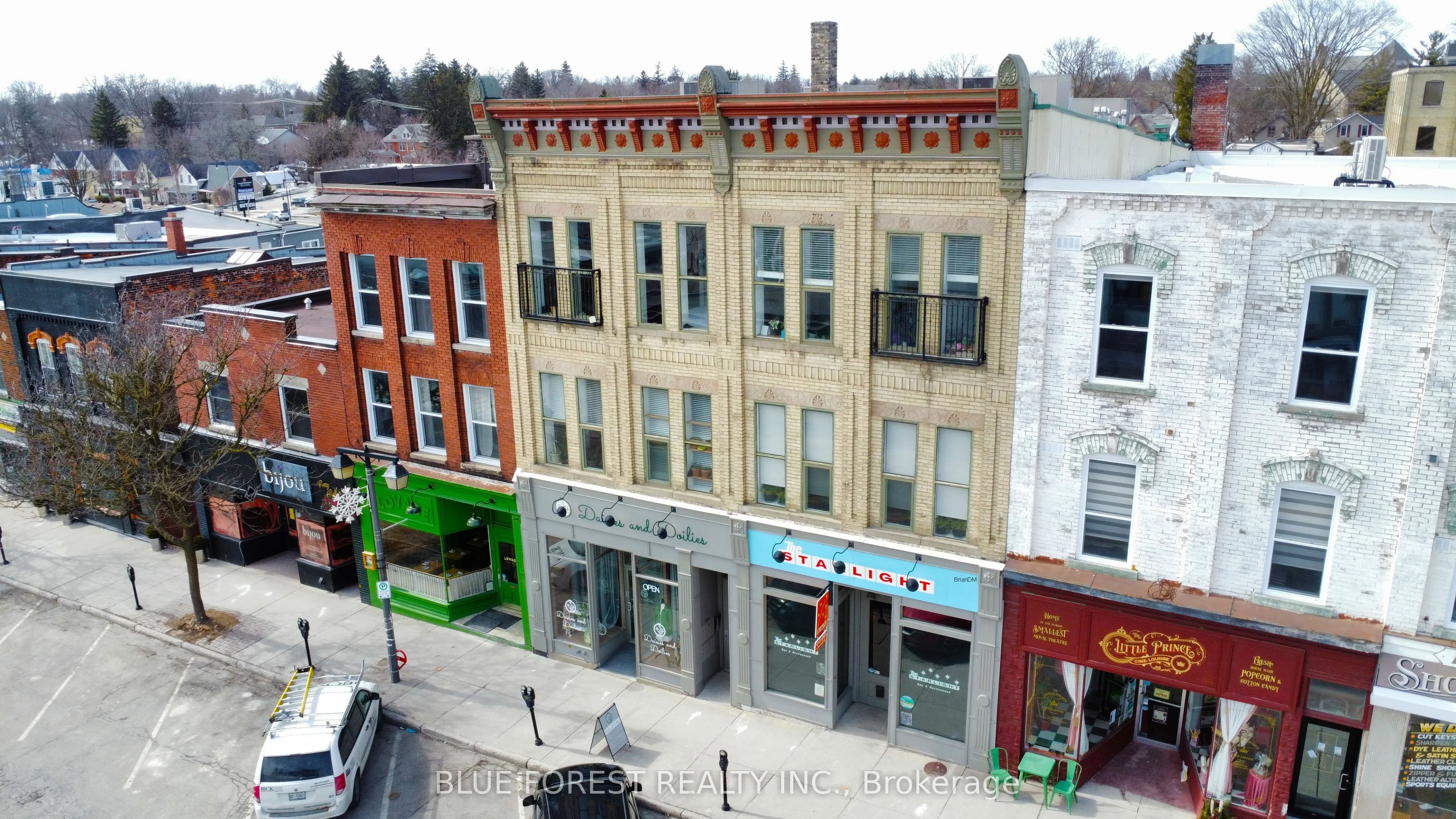 64 Wellington Street 302, Stratford, ON N5A 2L2