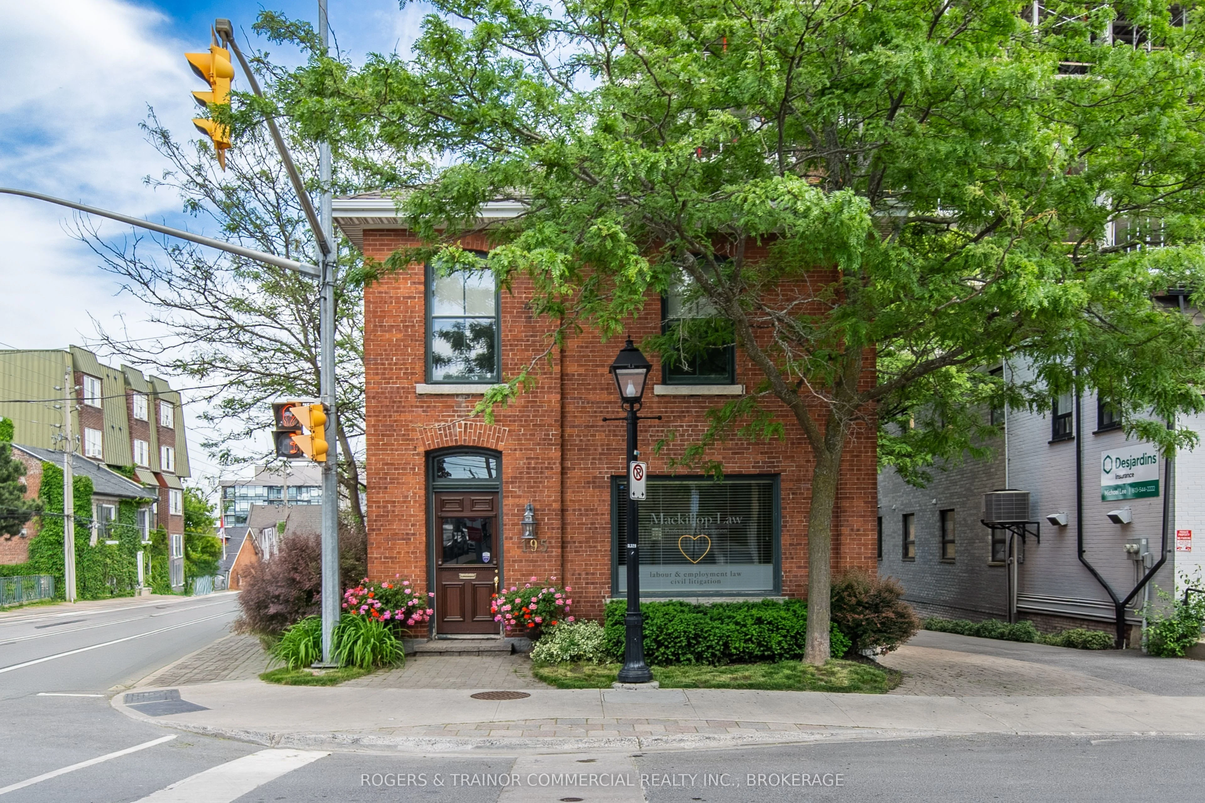 195 Sydenham Street, Kingston, On K7k 3m1