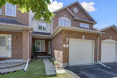 Att/Row/Townhouse in Hunt Club - South Keys and Area