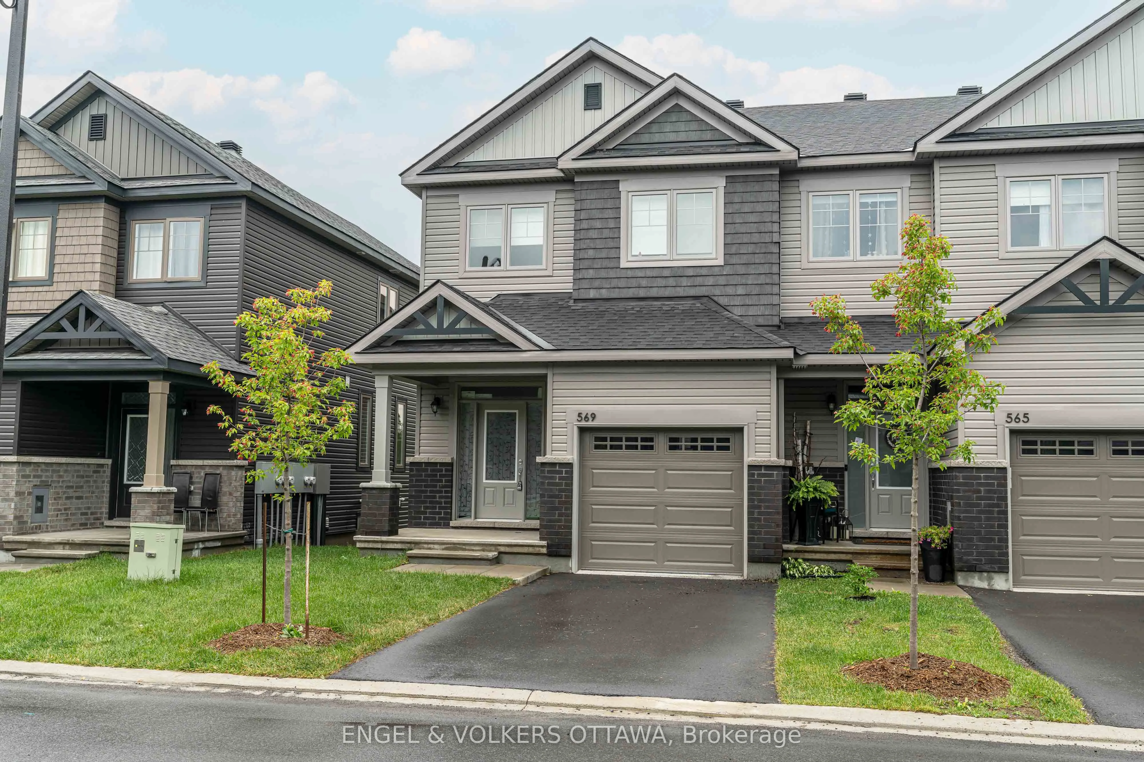 Att/Row/Townhouse in Clarence-Rockland