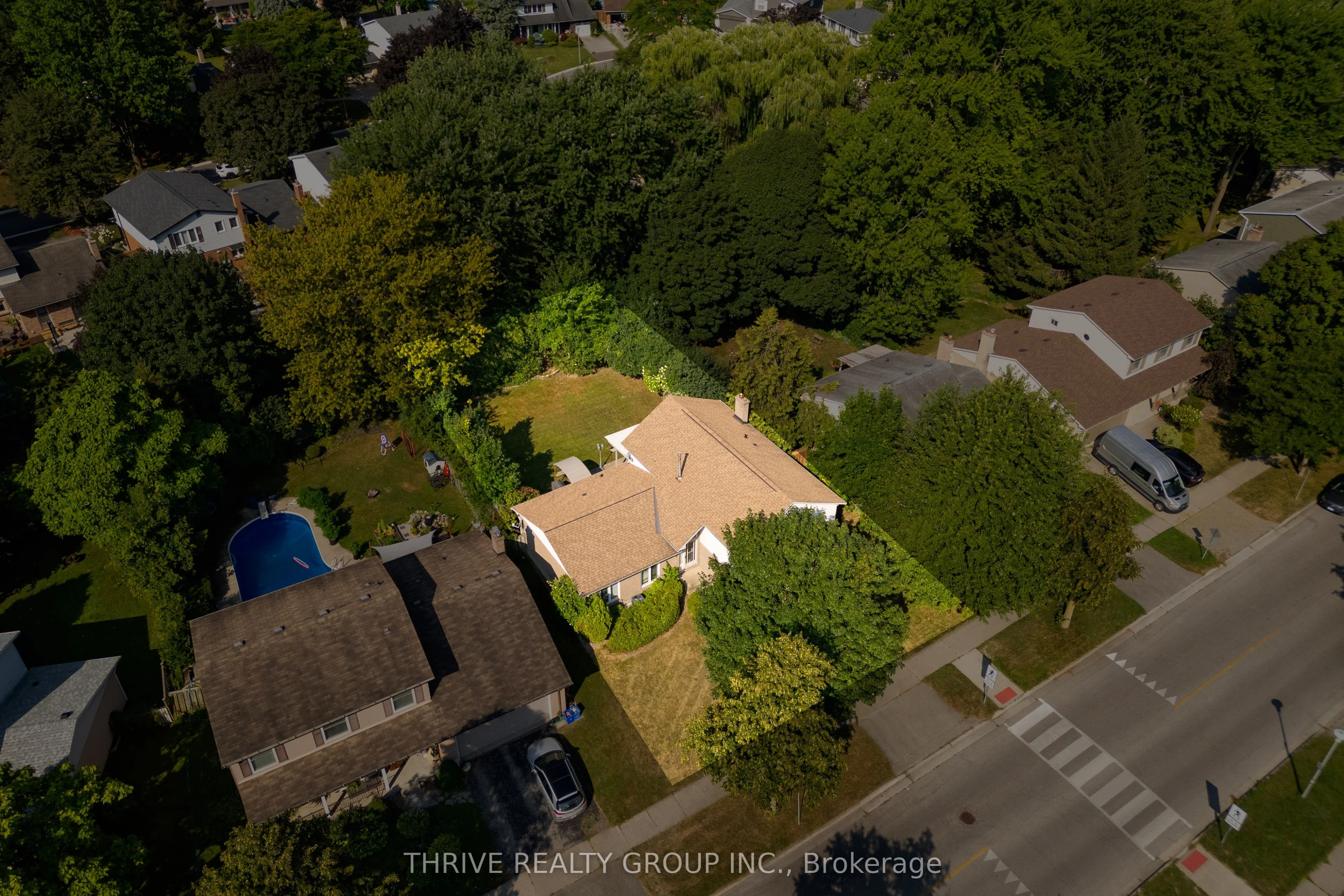 803 Farnham Road, London South, ON N6K 1R6