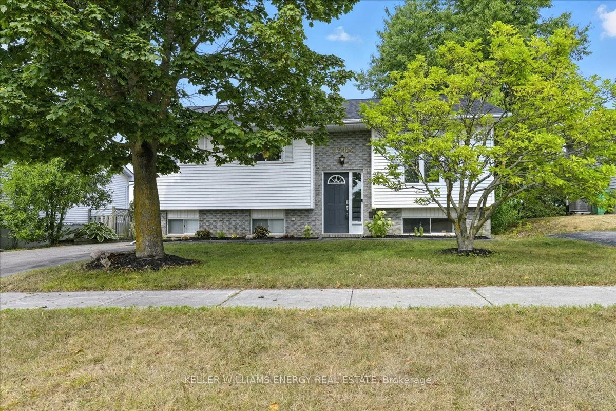 2584 Marsdale Drive, Peterborough, On K9l 1r4