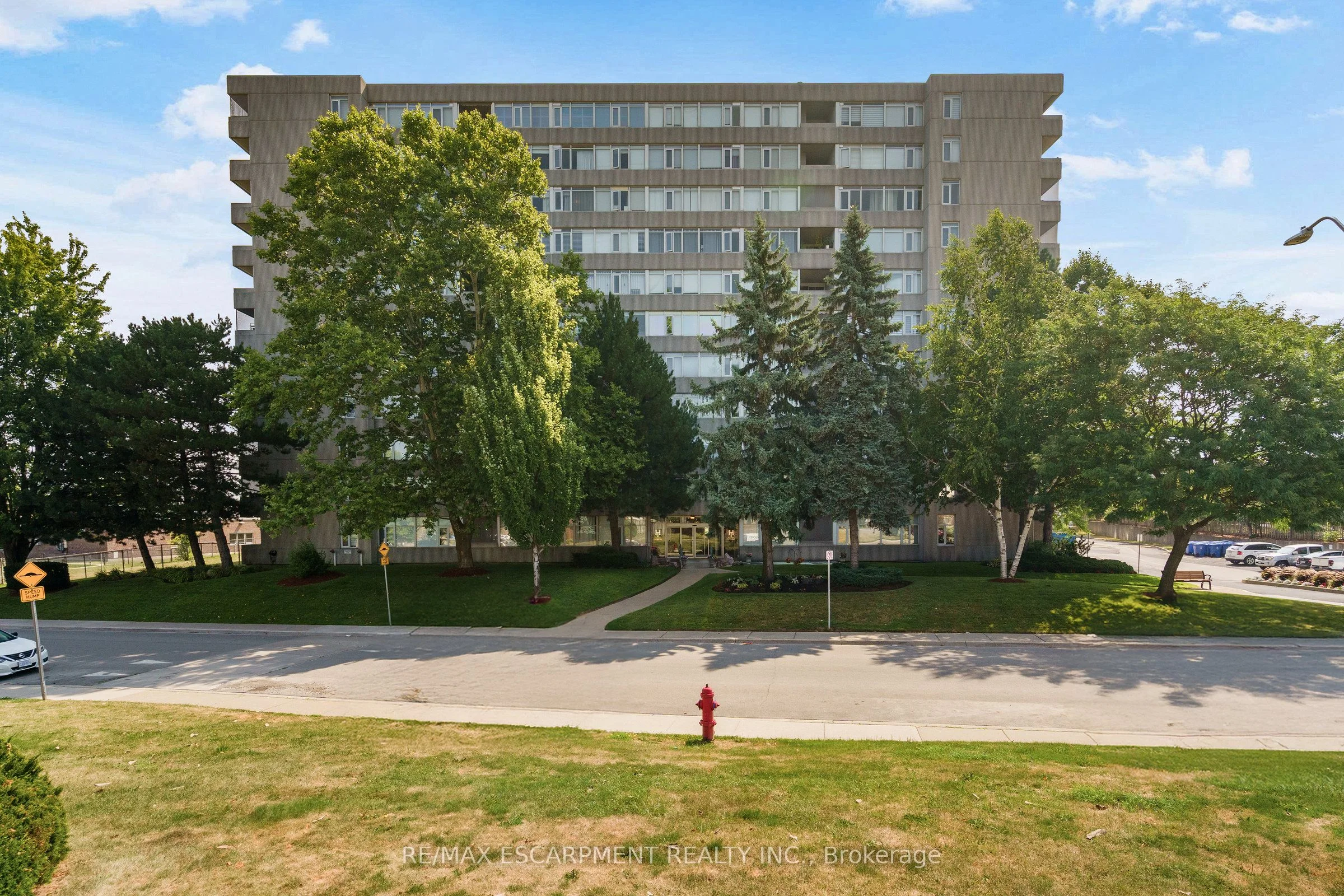 30 Harrisford Street 908, Hamilton, ON L8K 6N1