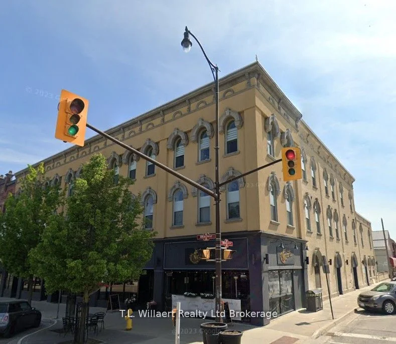 17 Brock Street W 207, Tillsonburg, ON N4G 2A3