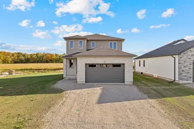 Detached in South Huron