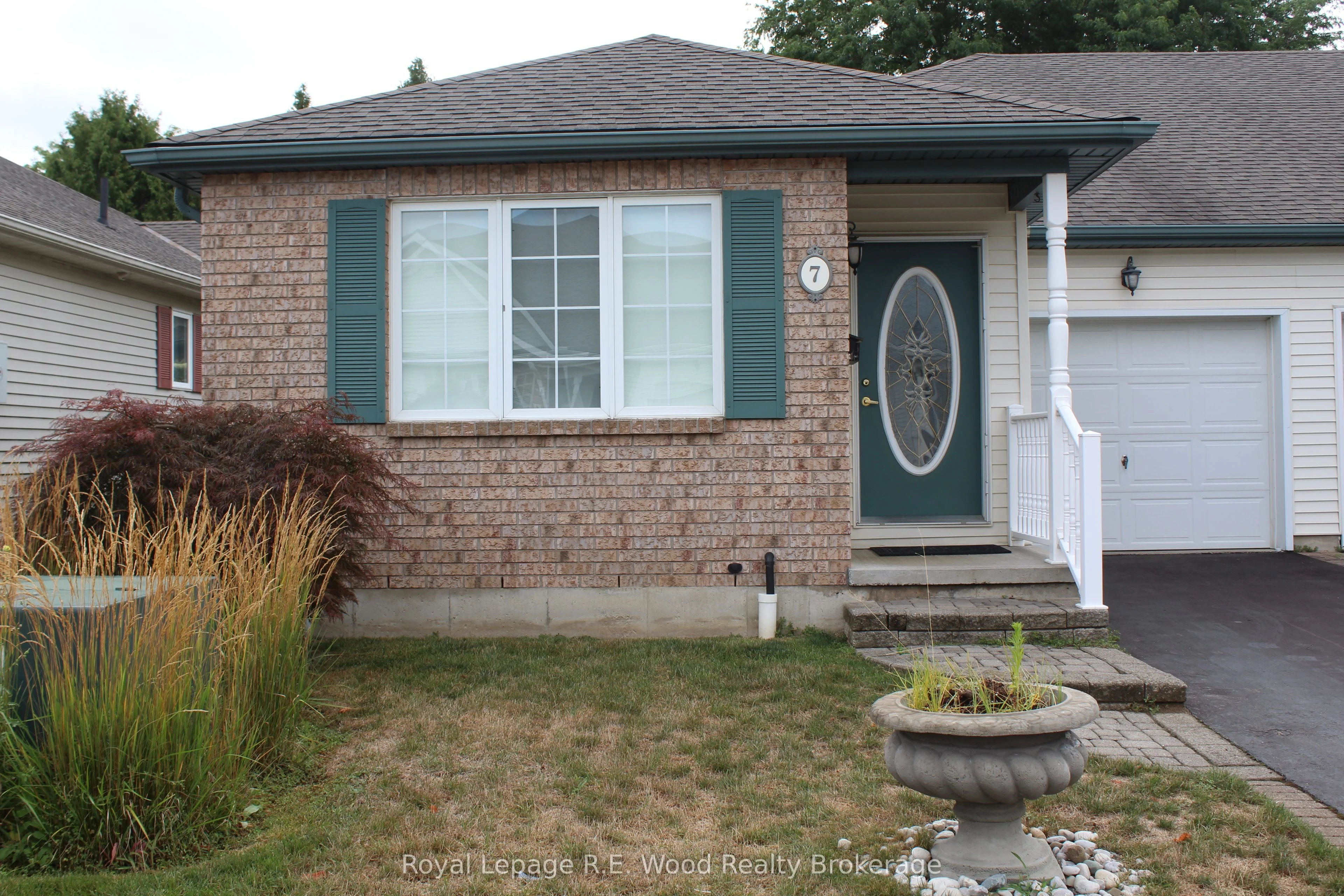7 Jackson Court, Tillsonburg, ON N4G 5R3