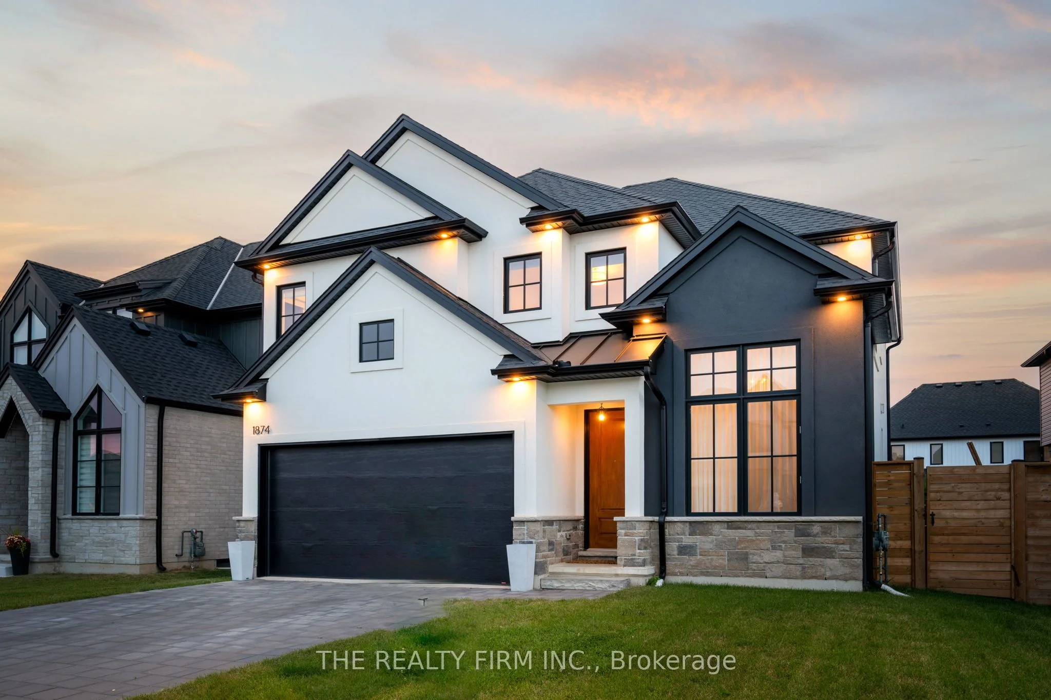 1874 Fountain Grass Drive, London South, On N6k 0k7