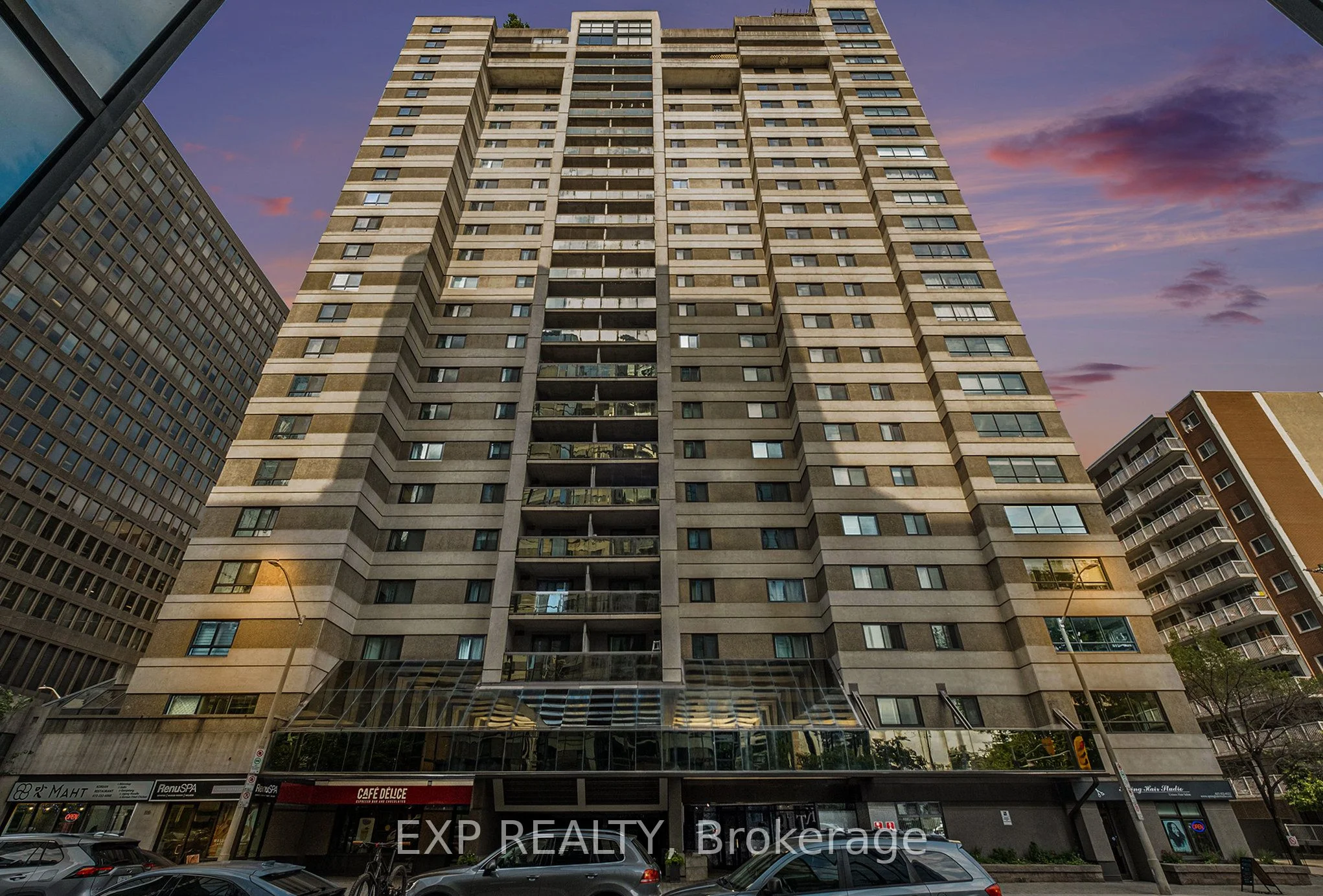 Condo Apartment in Ottawa Centre