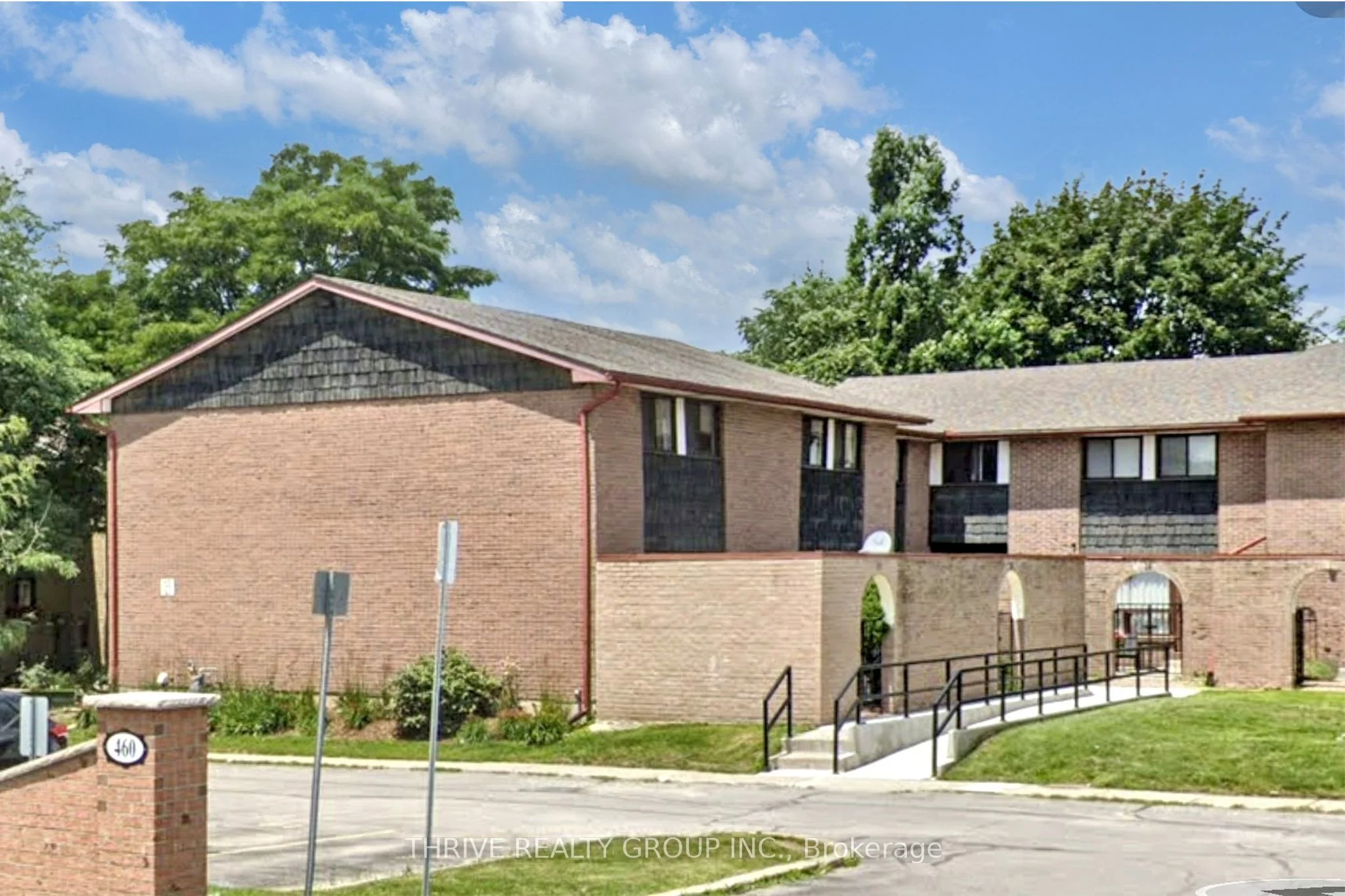 470 Southdale Road E 15, London South, ON N6E 1A4