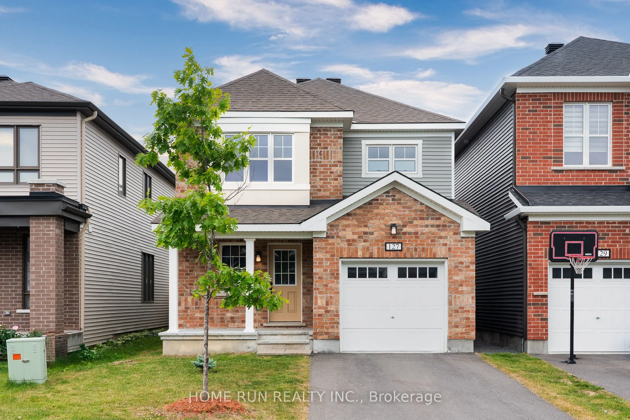 127 Unity Place, Stittsville - Munster - Richmond, ON K2S 2Y8