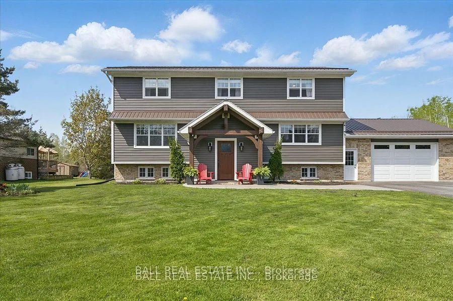 1324 Young's Cove Road, Selwyn, ON K0L 1T0