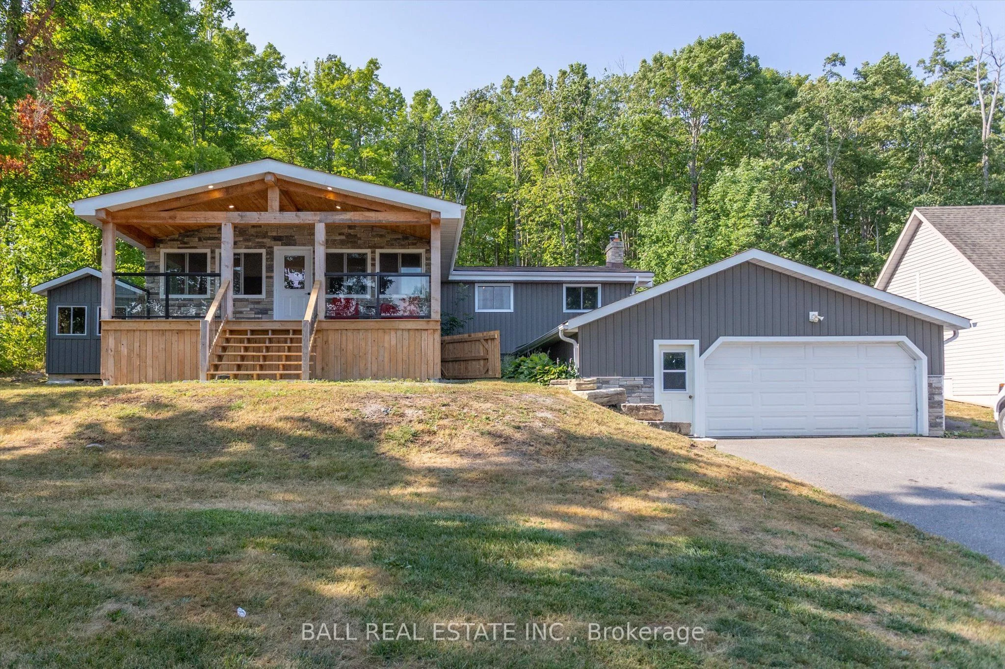 1288 Young's Cove Road, Selwyn, ON K0L 1T0