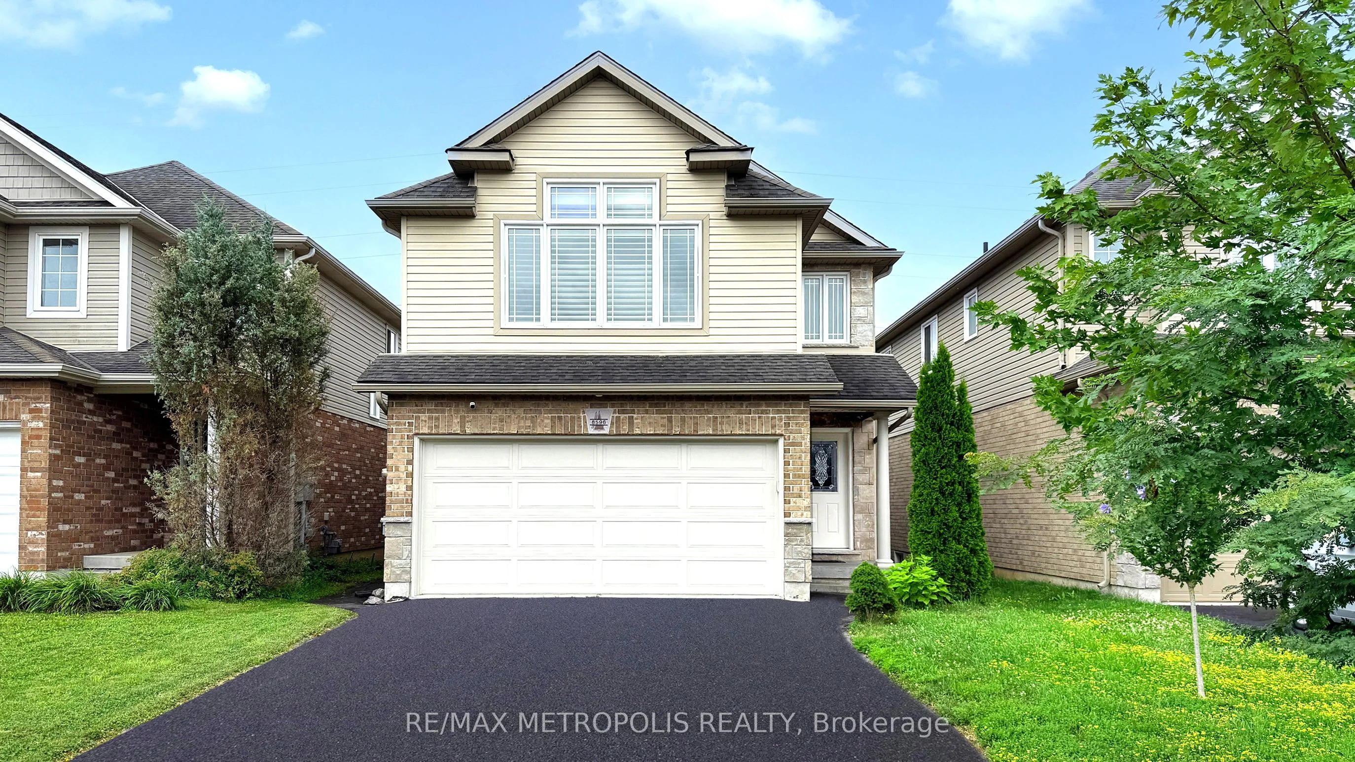 8596 Milomir Street, Niagara Falls, On L2h 0b6
