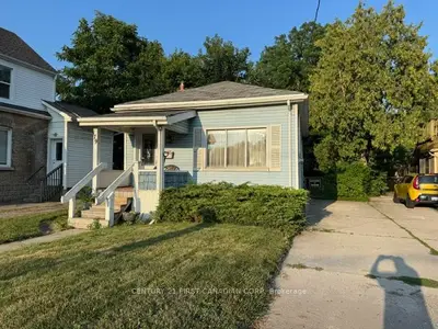 Detached in London North