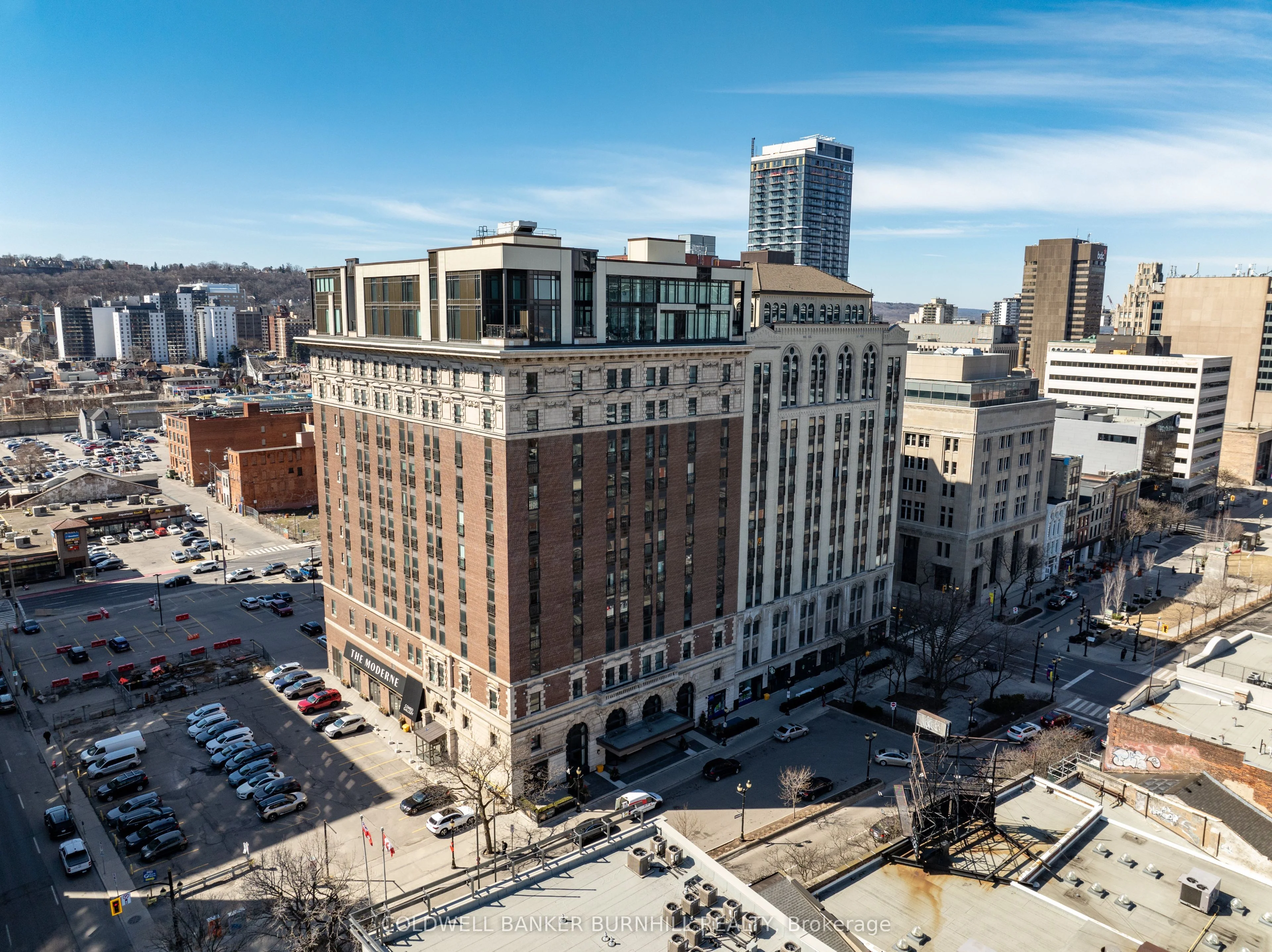 Condo Apartment in Hamilton