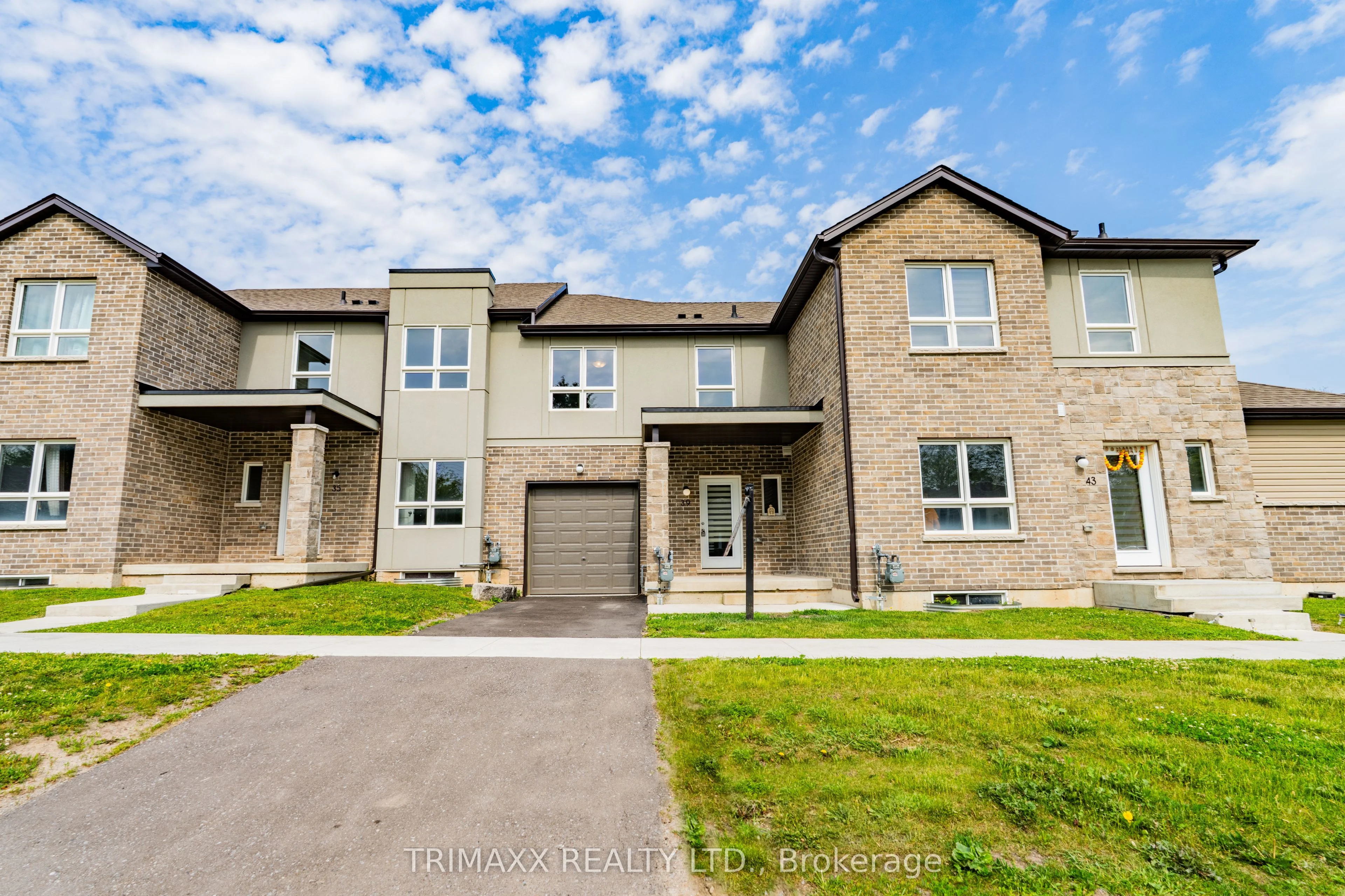 39 Perenack Avenue, Welland, On L3c 0j2