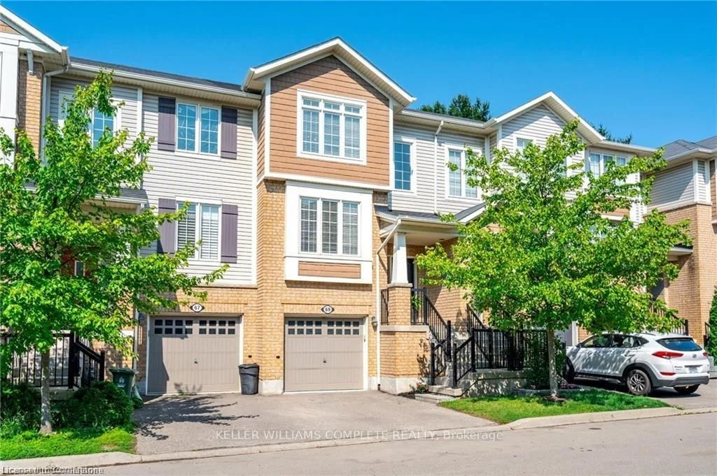 Att/Row/Townhouse in Hamilton